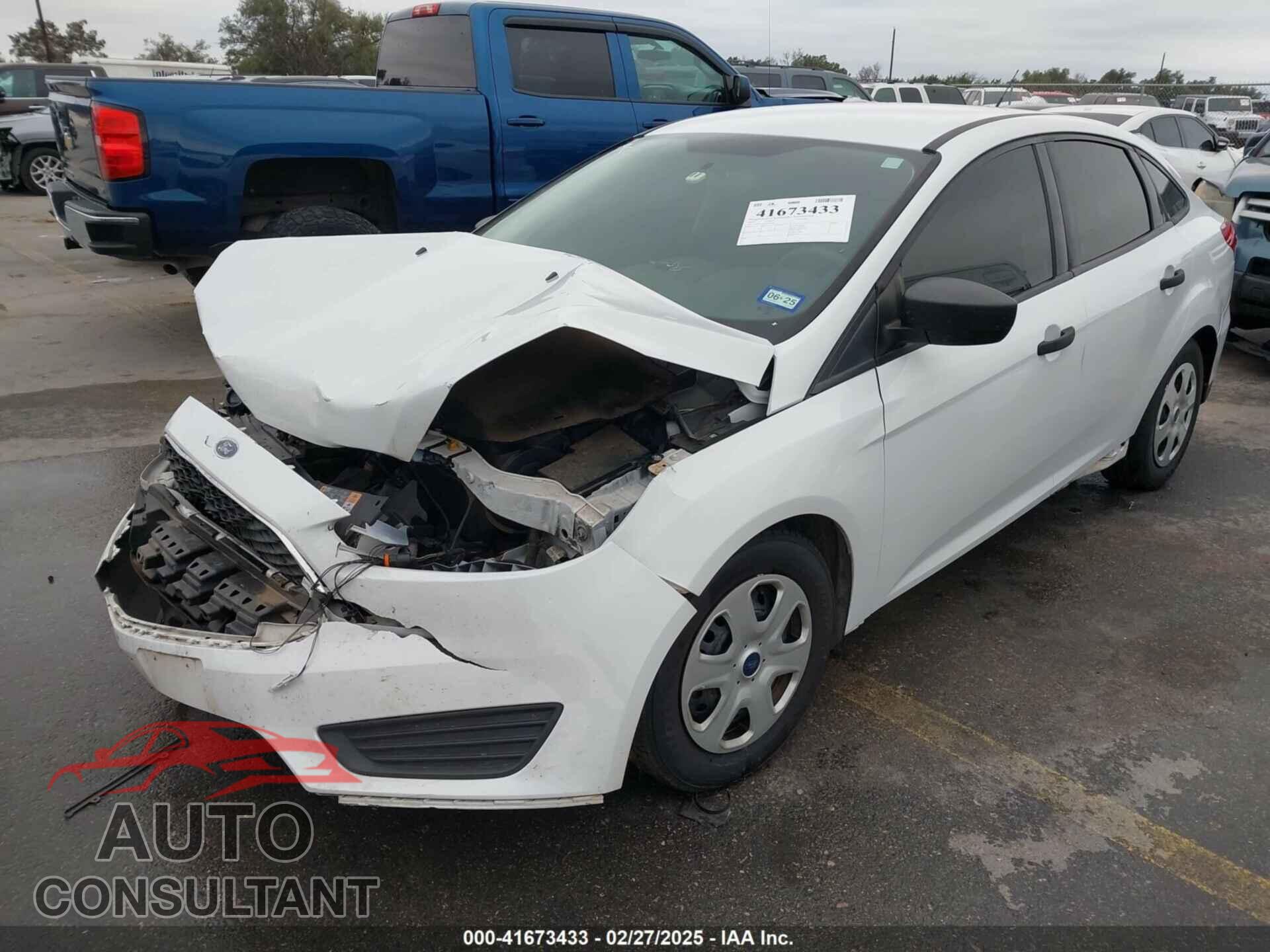 FORD FOCUS 2018 - 1FADP3E24JL284750
