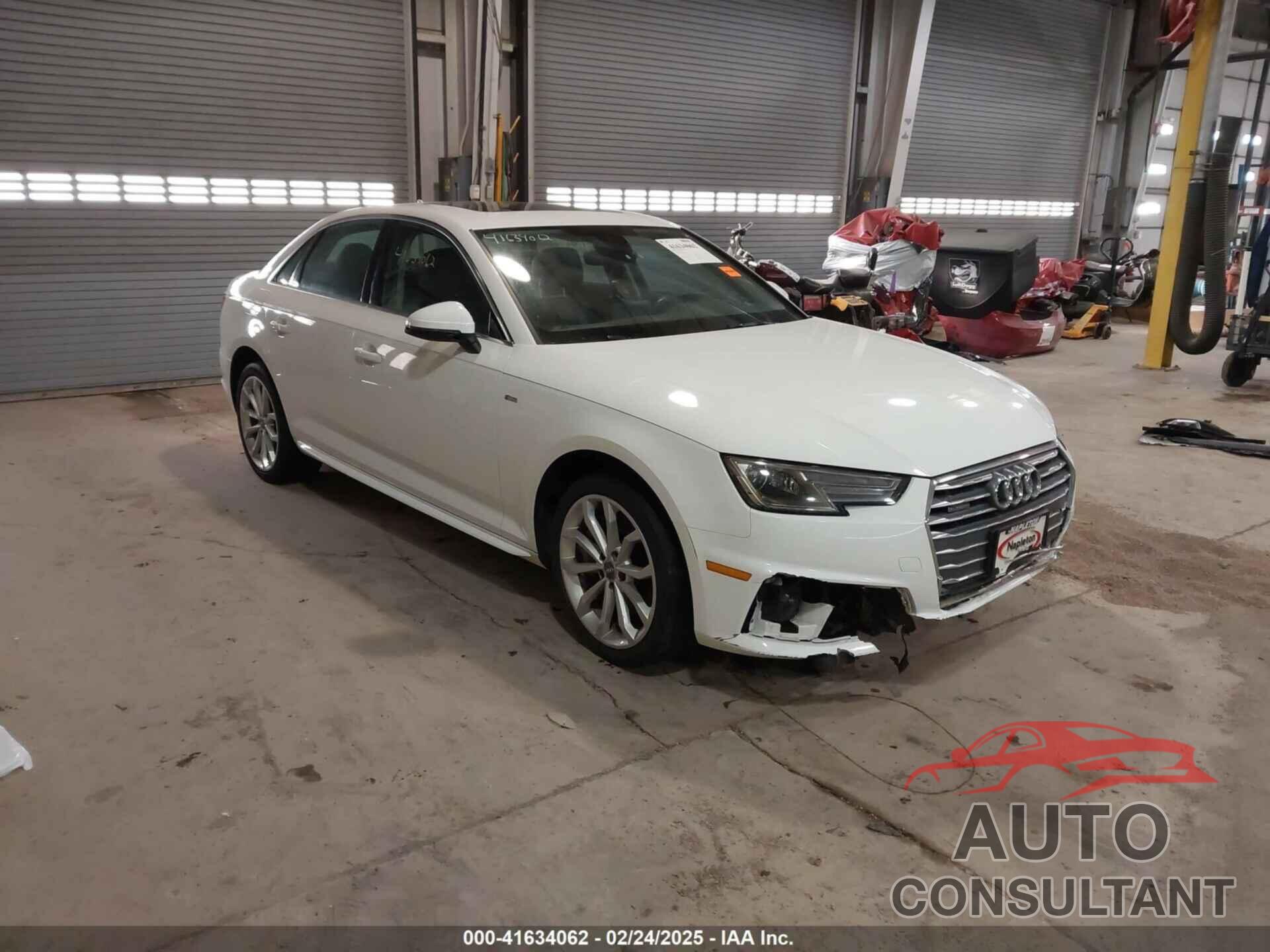 AUDI A4 2019 - WAUDNAF47KA117328