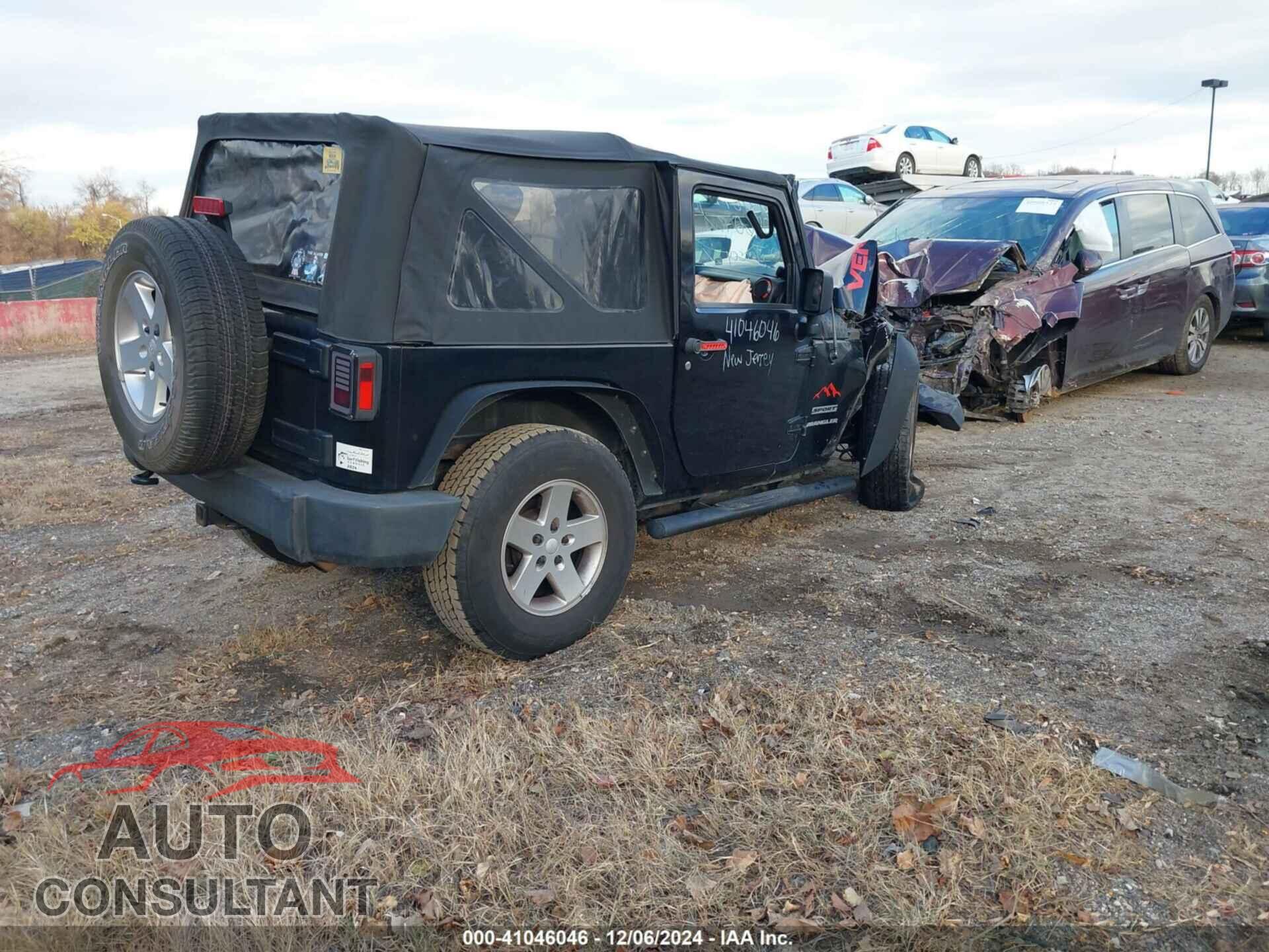 JEEP WRANGLER 2011 - 1J4AA2D13BL620854
