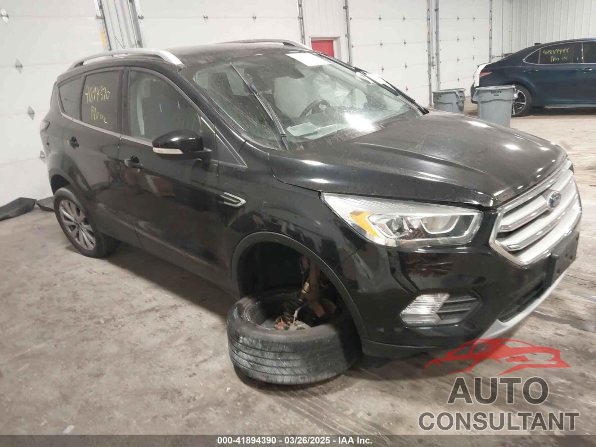 FORD ESCAPE 2017 - 1FMCU9JD8HUC26228