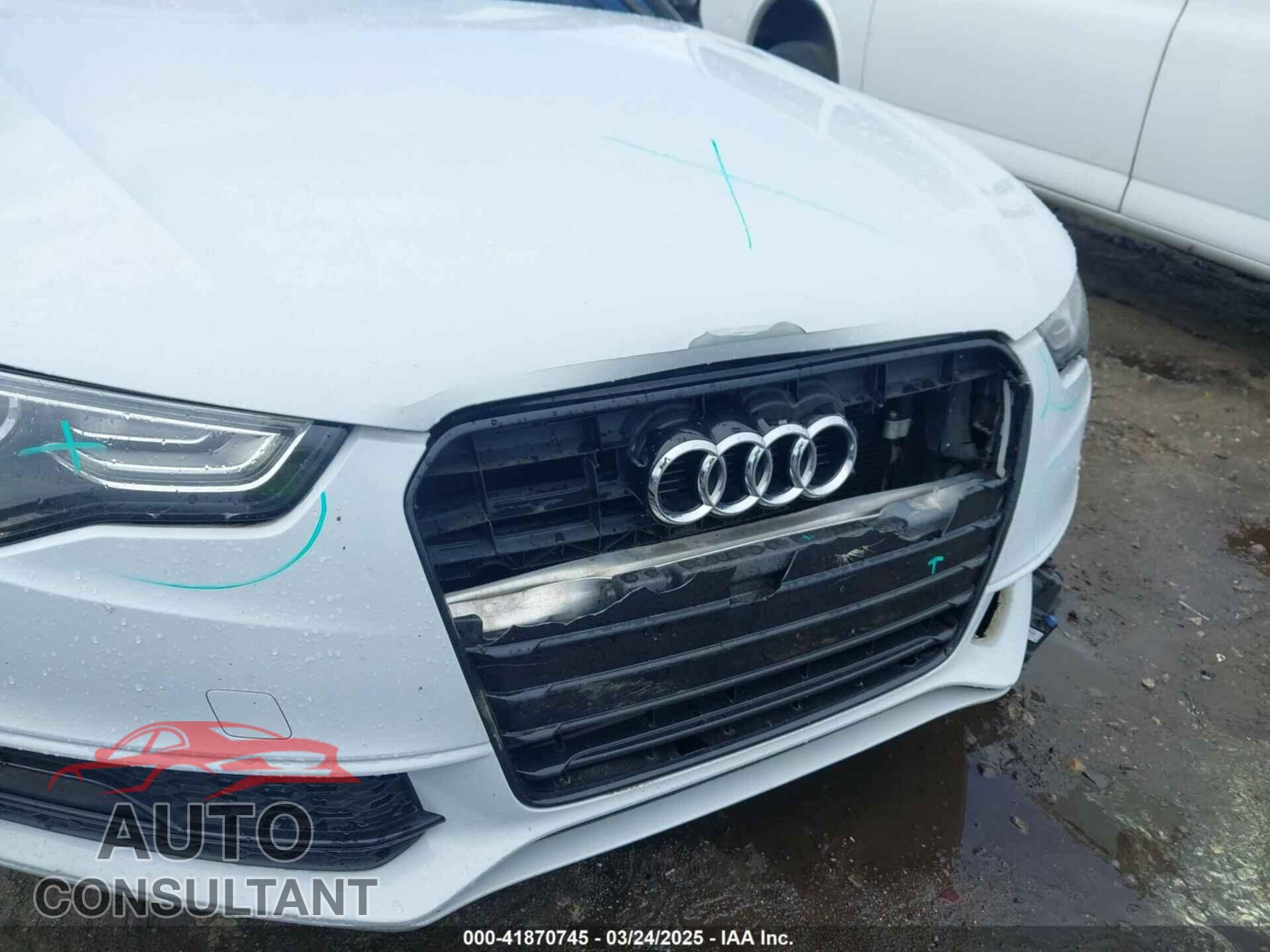AUDI A5 2014 - WAUSFAFR3EA032247