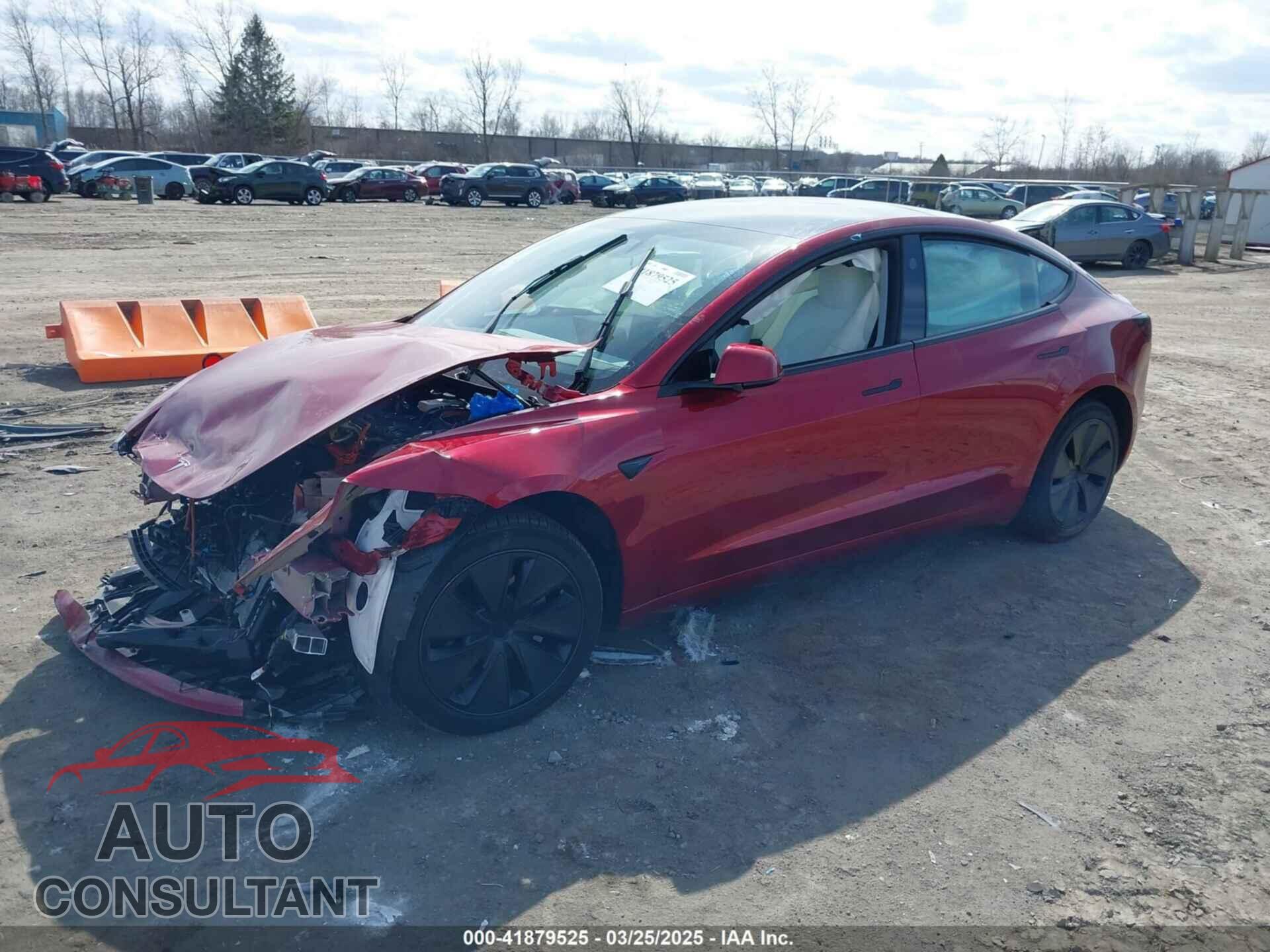 TESLA MODEL 3 2024 - 5YJ3E1EA4RF858852