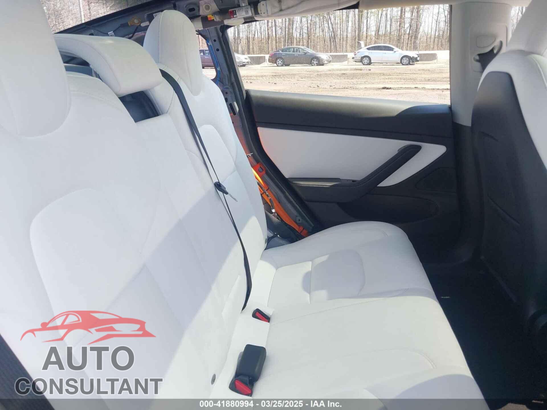 TESLA MODEL 3 2020 - 5YJ3E1EA2LF634566