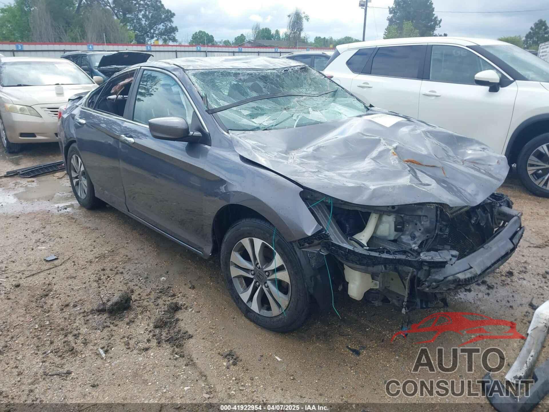 HONDA ACCORD 2013 - 1HGCR2F38DA050565