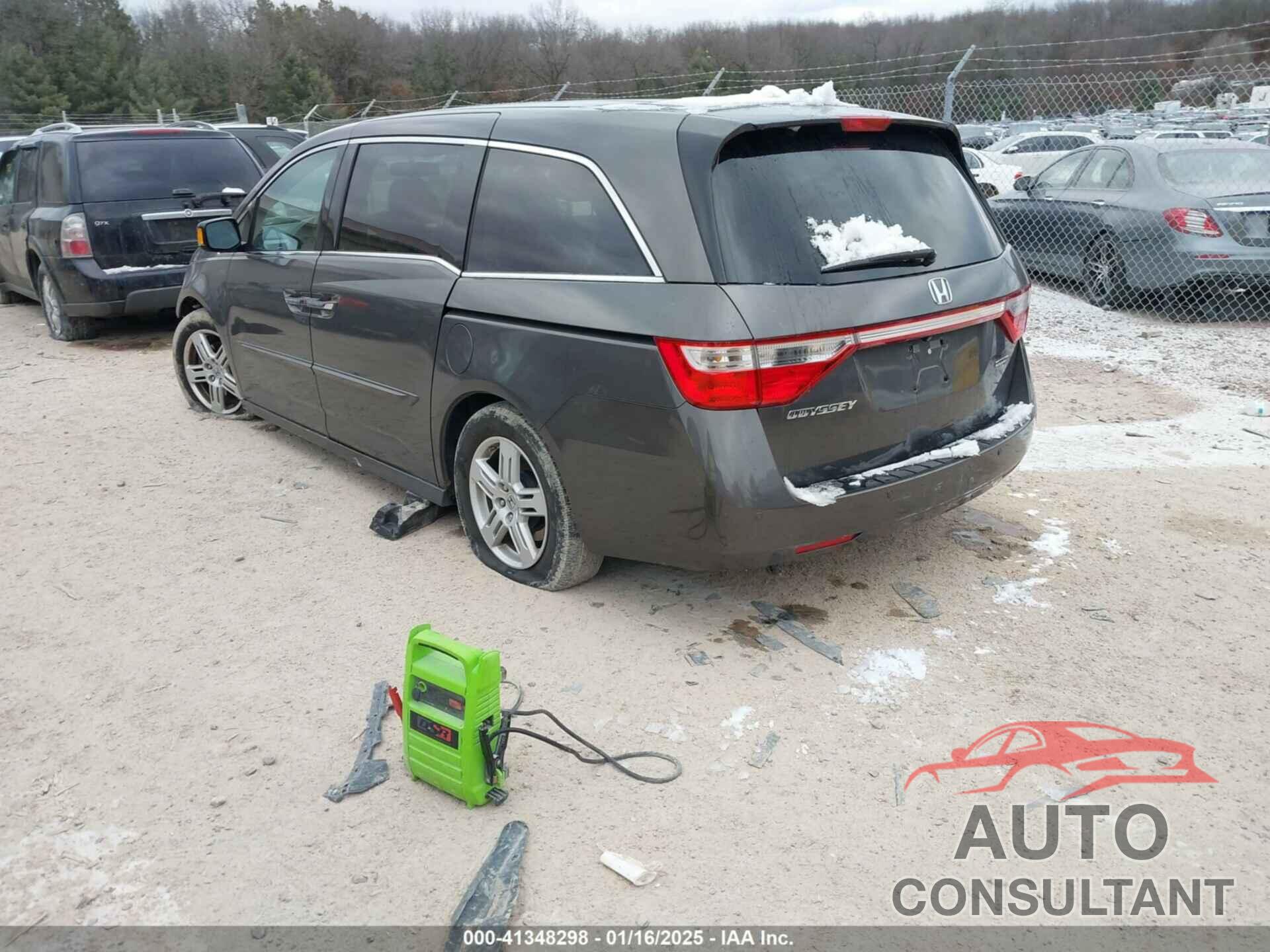 HONDA ODYSSEY 2013 - 5FNRL5H96DB017228