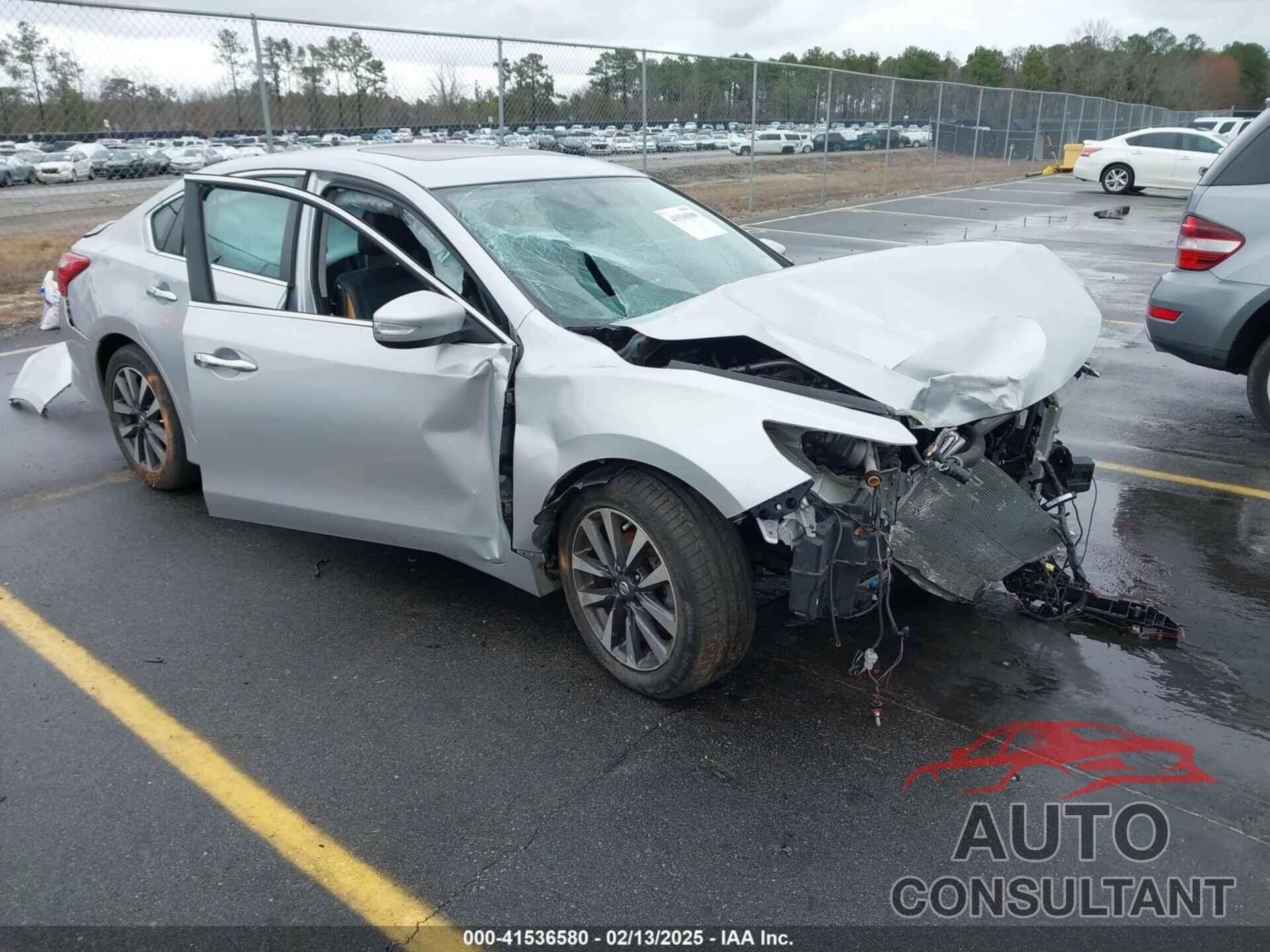 NISSAN ALTIMA 2017 - 1N4AL3APXHC285590