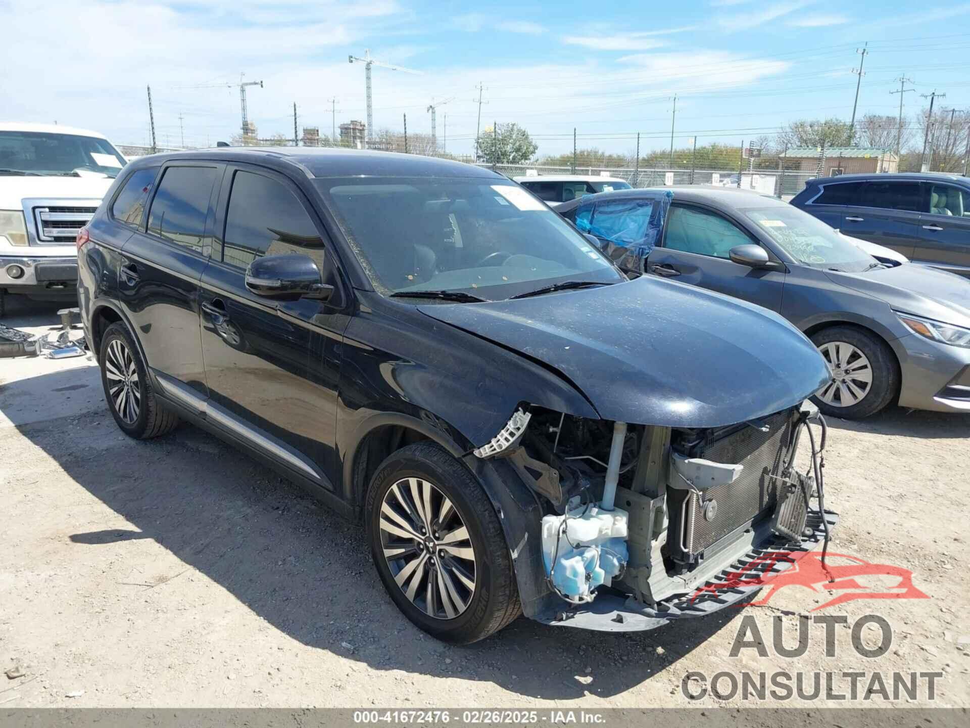 MITSUBISHI OUTLANDER 2019 - JA4AD3A30KZ052529