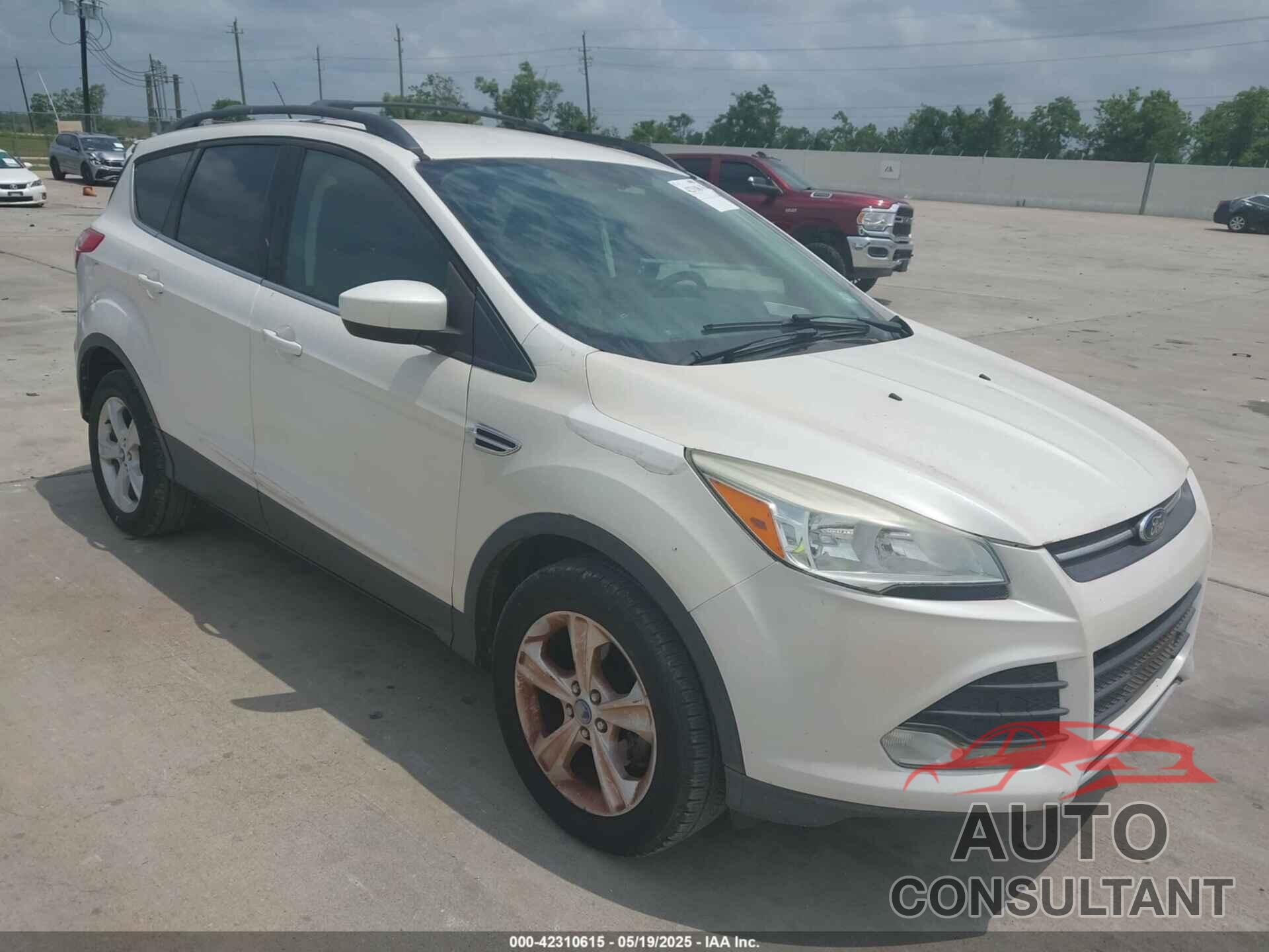 FORD ESCAPE 2013 - 1FMCU0GX9DUA16843