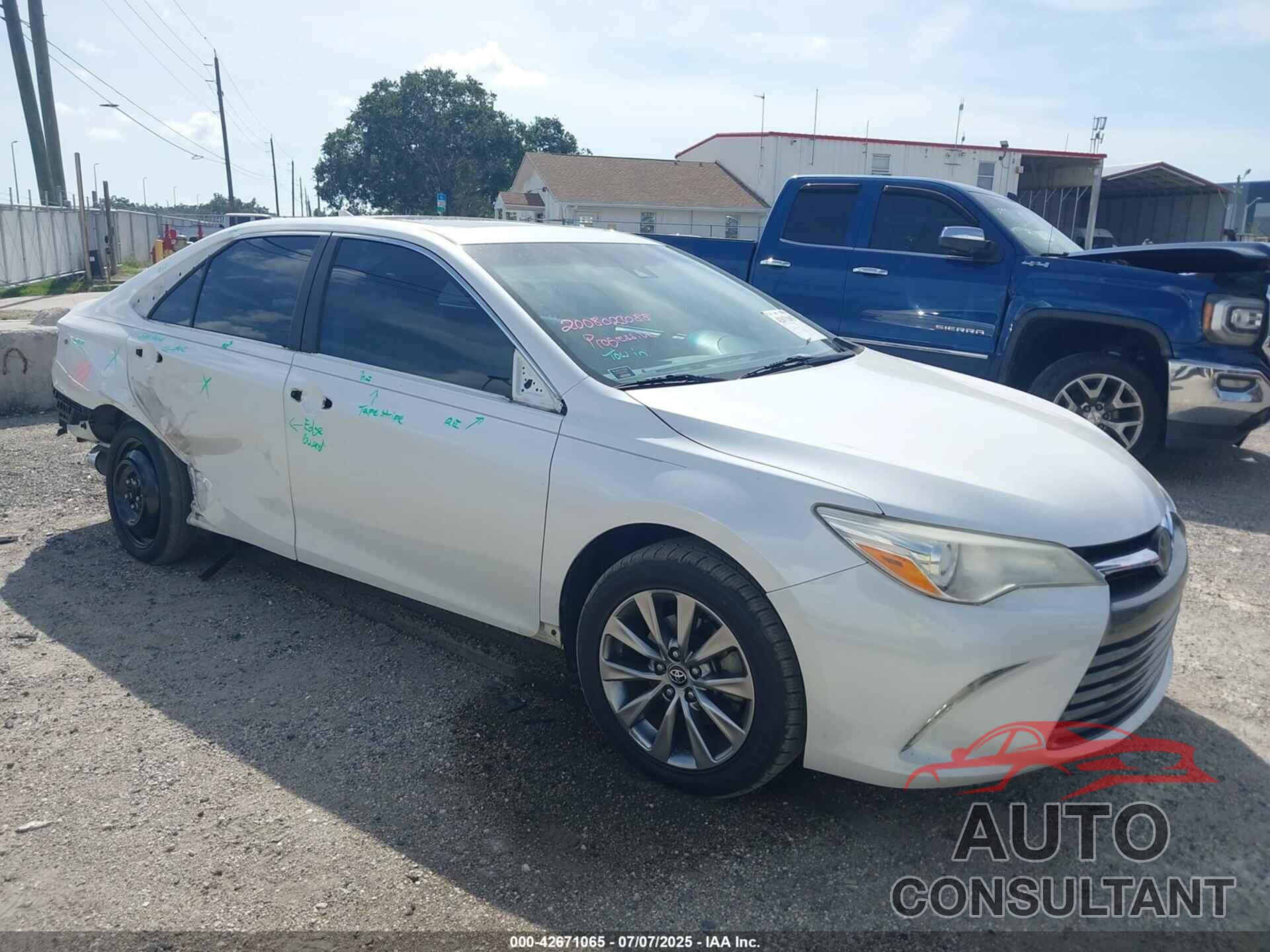TOYOTA CAMRY 2017 - 4T1BF1FK3HU751731
