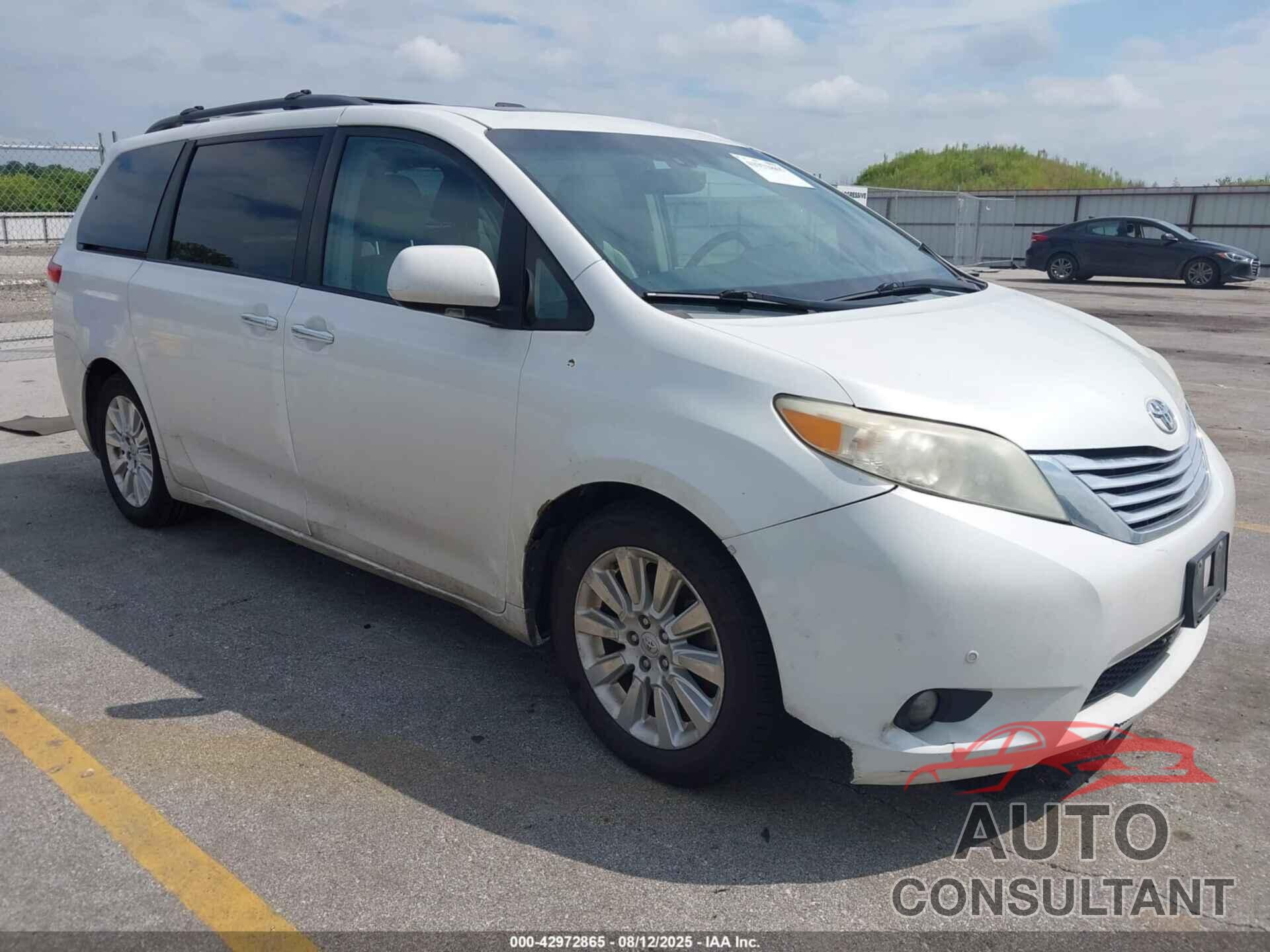 TOYOTA SIENNA 2011 - 5TDYK3DC1BS077317