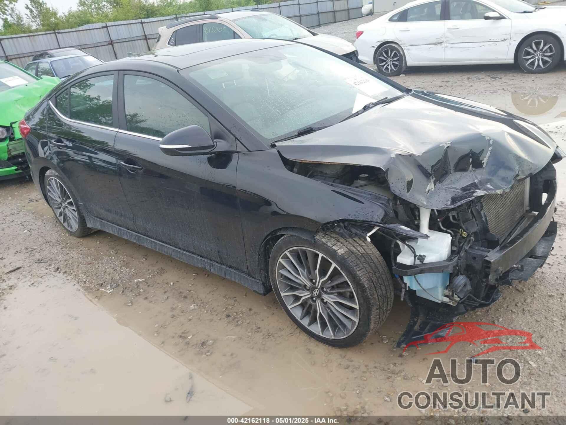 HYUNDAI ELANTRA 2018 - KMHD04LBXJU718828