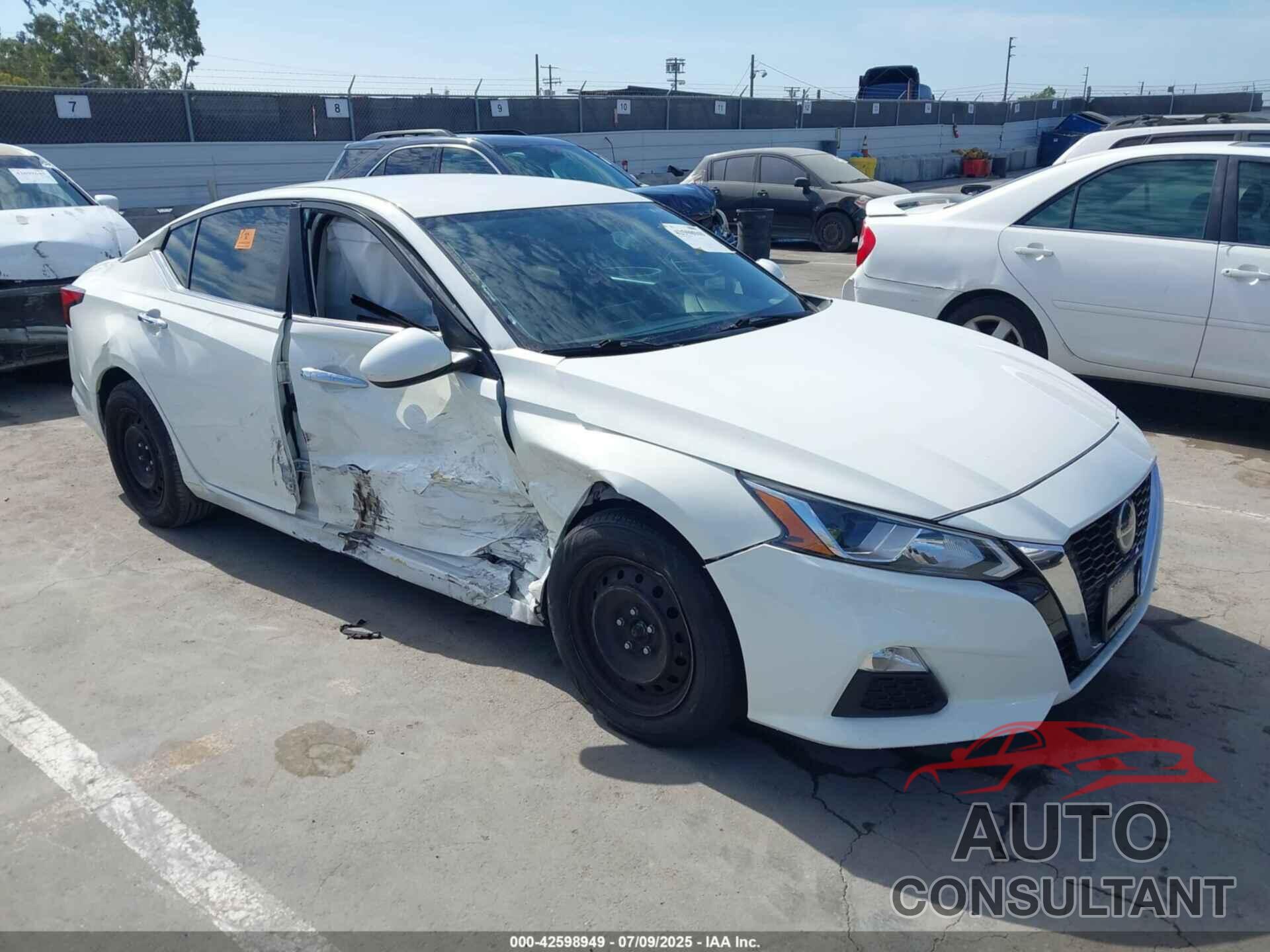 NISSAN ALTIMA 2019 - 1N4BL4BV4KC153505