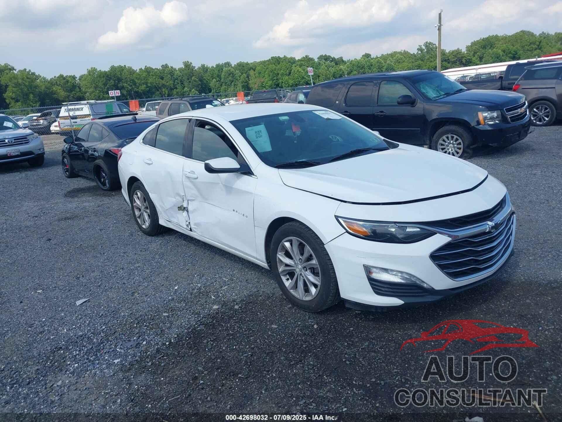 CHEVROLET MALIBU 2020 - 1G1ZD5ST1LF098739