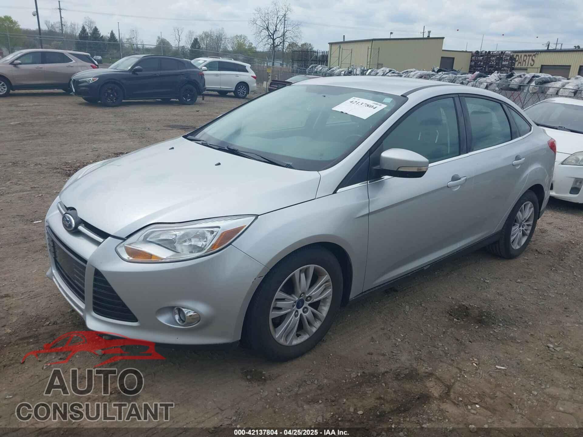 FORD FOCUS 2012 - 1FAHP3H29CL300165