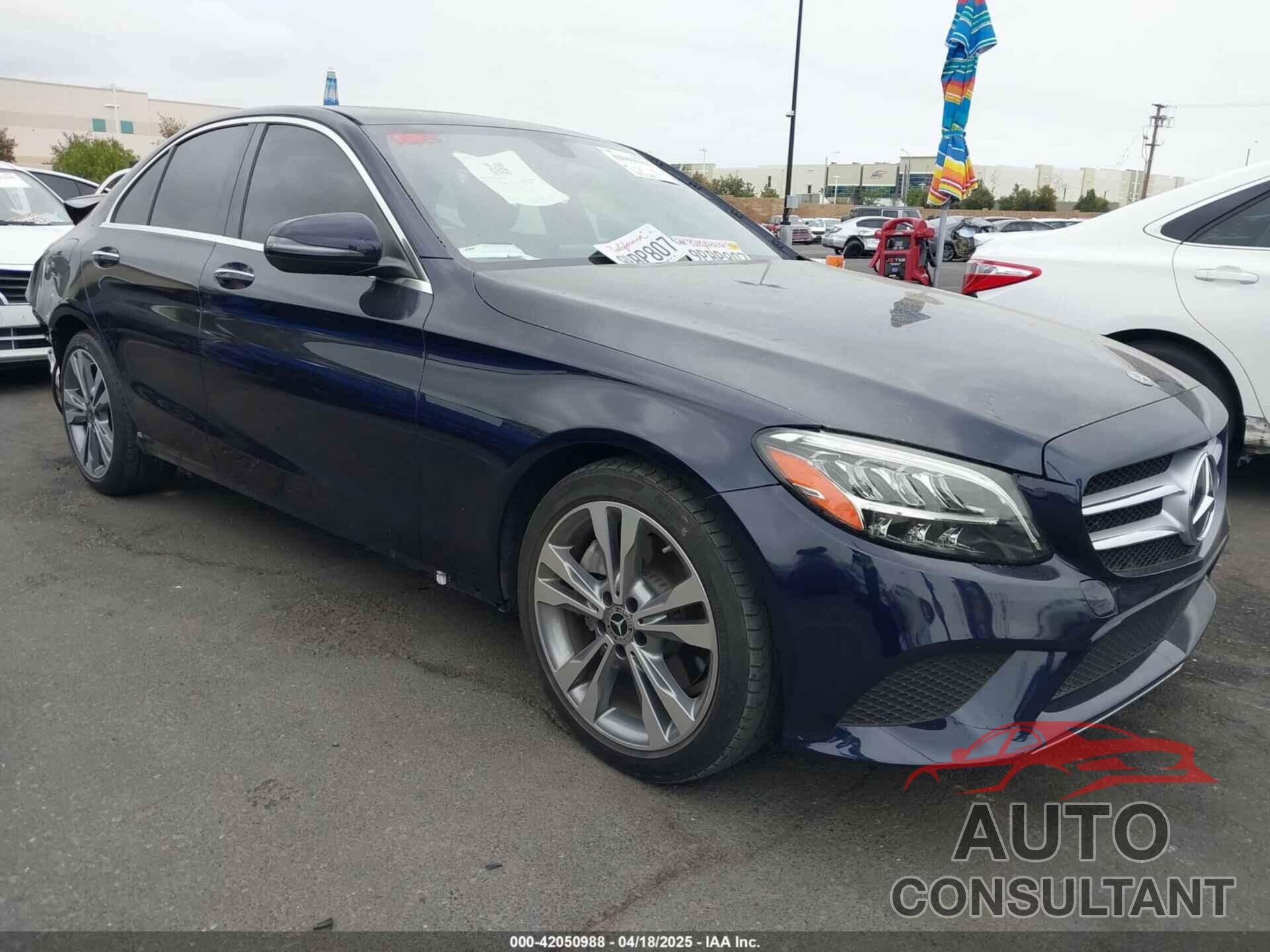 MERCEDES-BENZ C 300 2019 - 55SWF8DB8KU304604