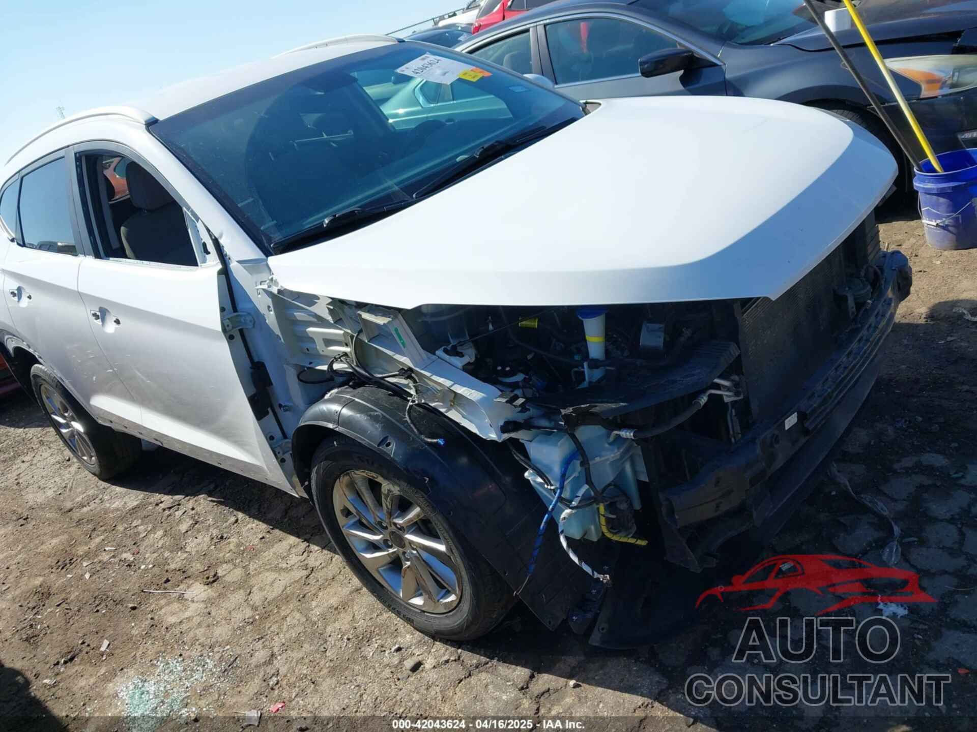 HYUNDAI TUCSON 2018 - KM8J33A41JU688398