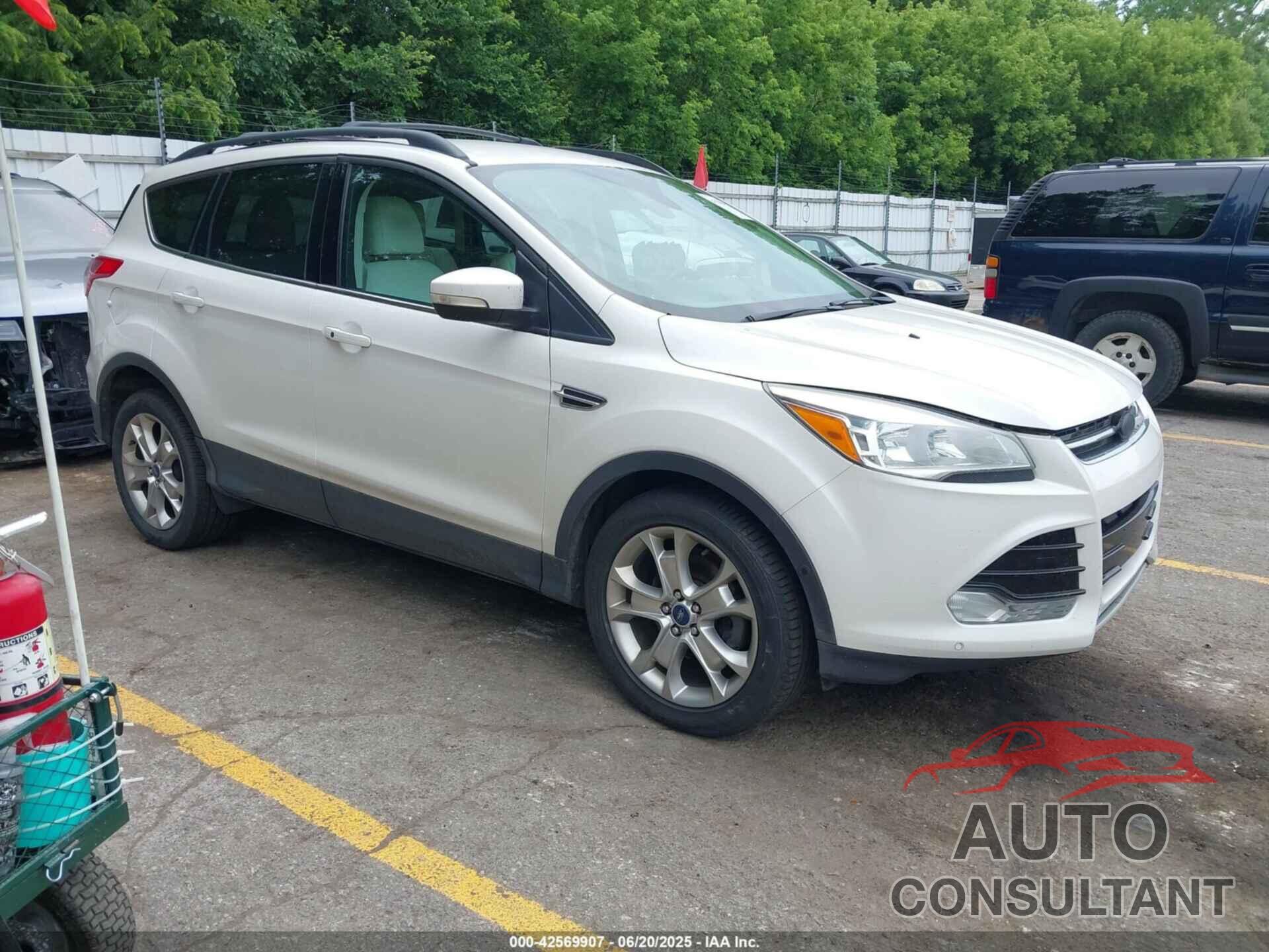 FORD ESCAPE 2013 - 1FMCU0HX2DUA71469
