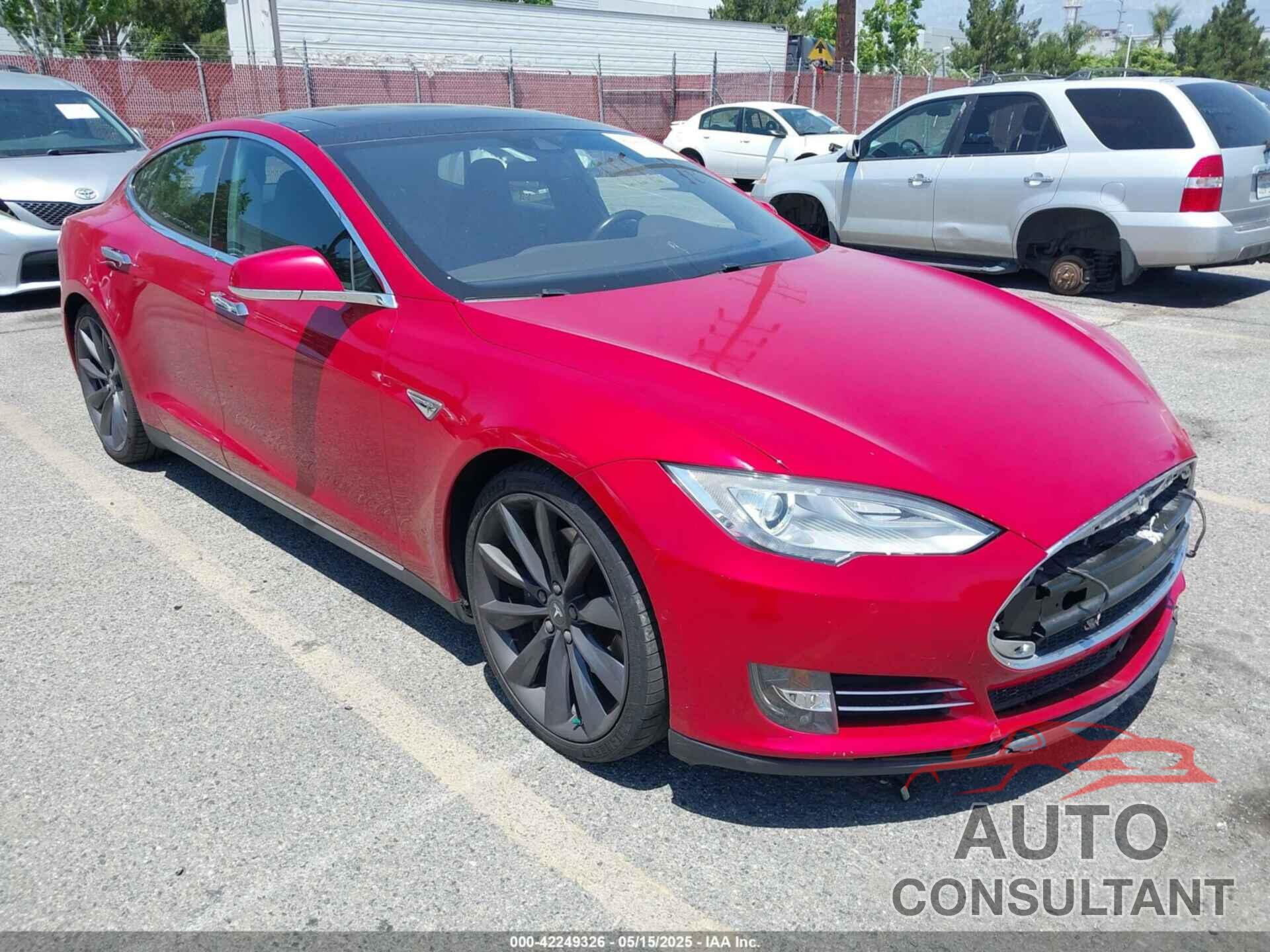 TESLA MODEL S 2016 - 5YJSA1E26GF120631