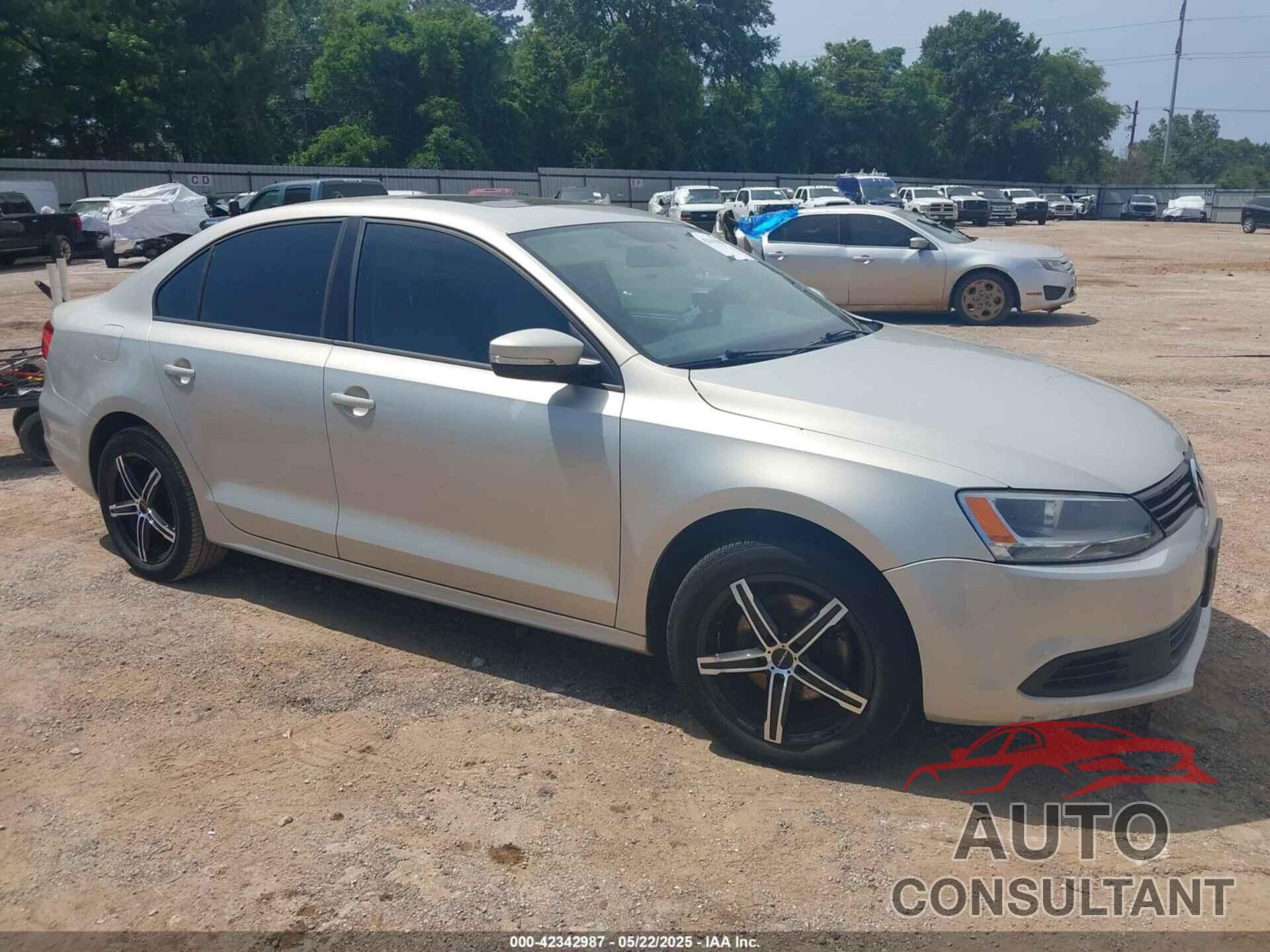 VOLKSWAGEN JETTA 2011 - 3VWDX7AJ6BM363431