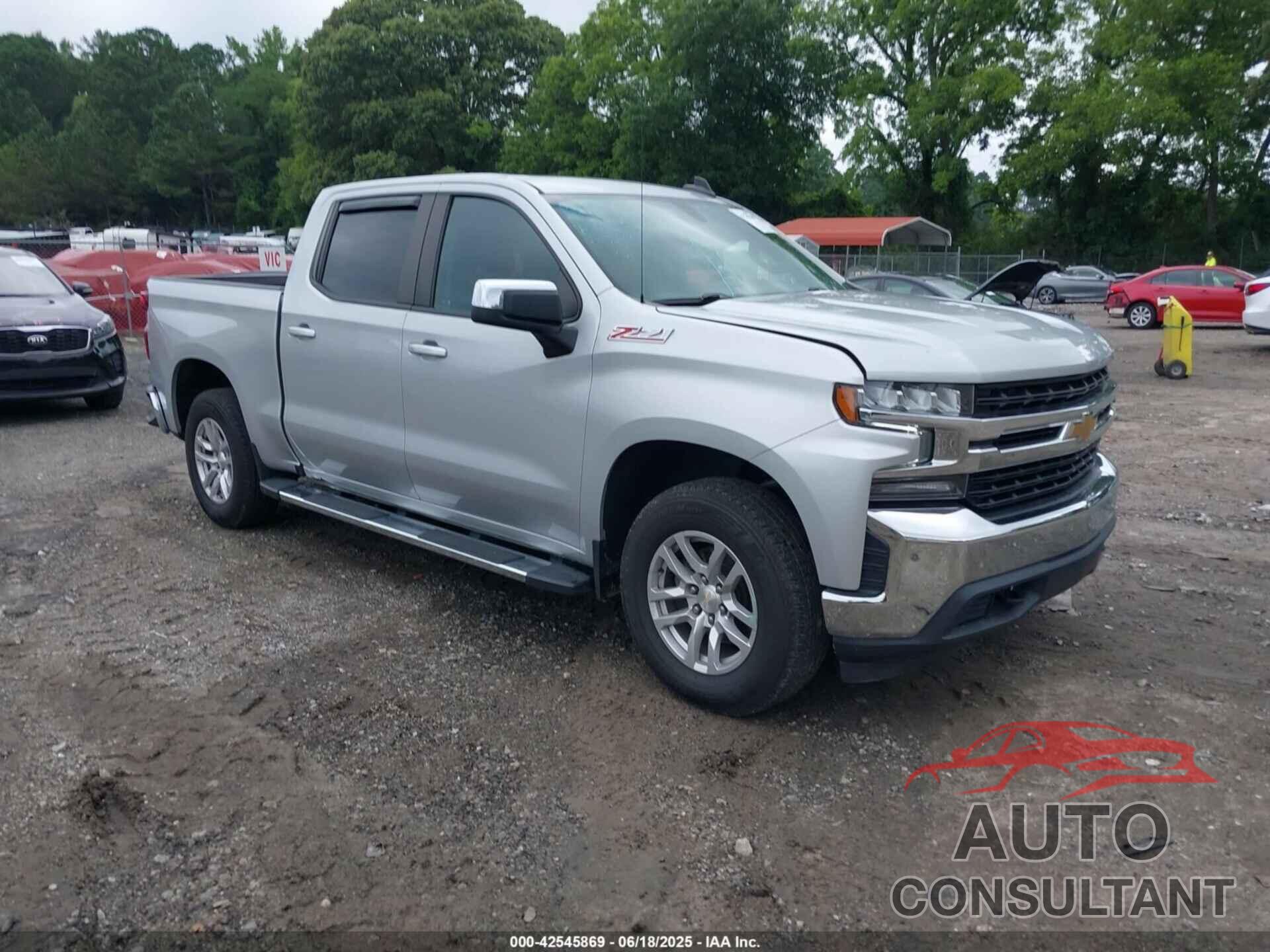 CHEVROLET SILVERADO 1500 LTD 2022 - 1GCUYDED6NZ221375