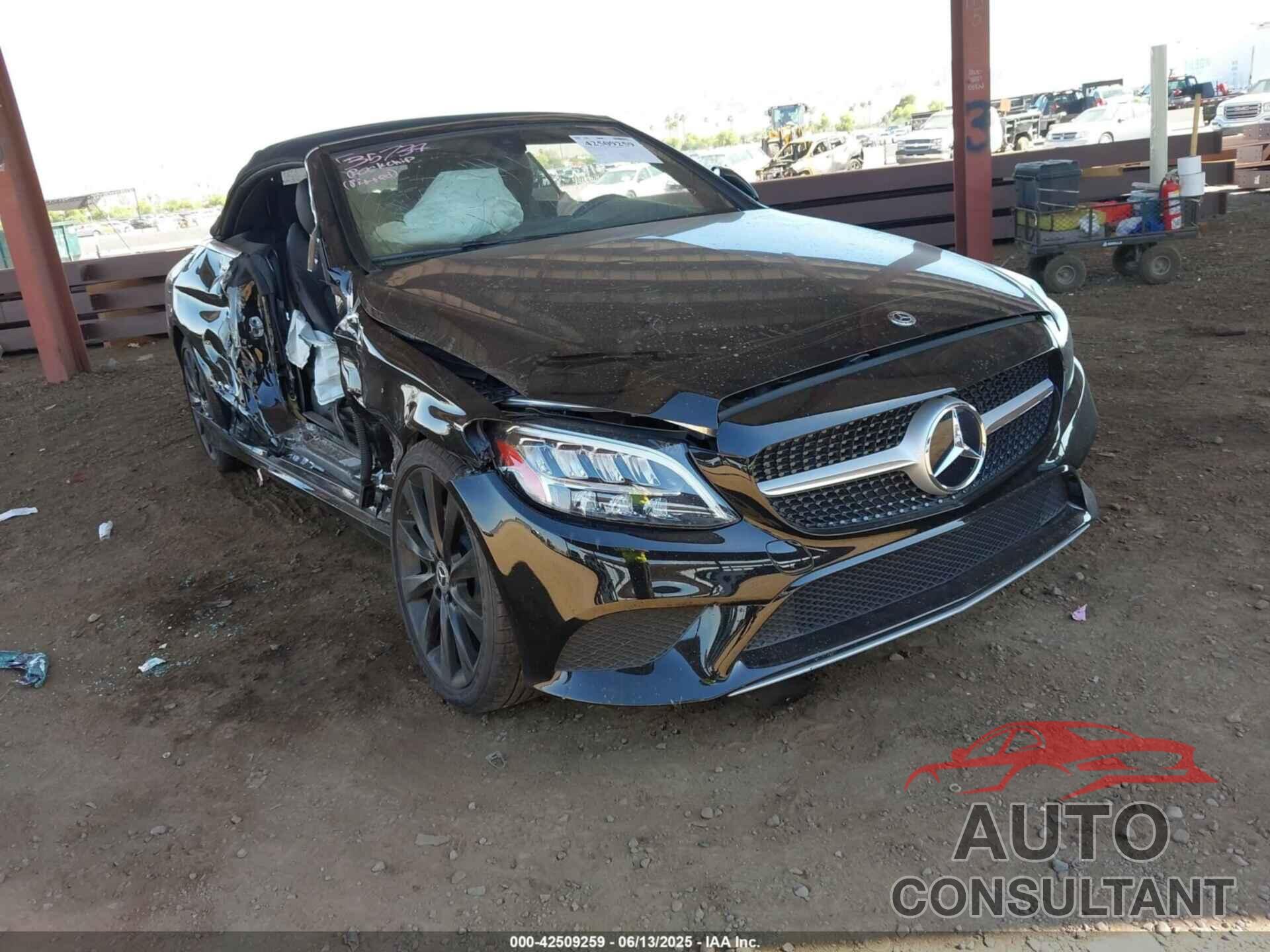 MERCEDES-BENZ C 300 2019 - WDDWK8DB0KF776651