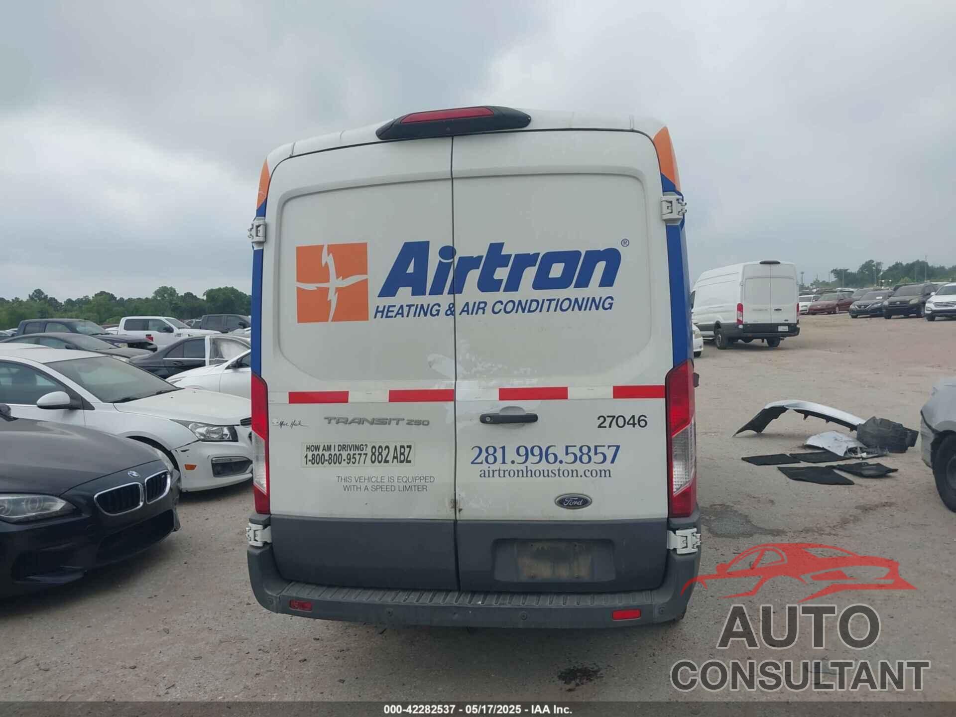 FORD TRANSIT-250 2018 - 1FTYR1CM1JKA69797