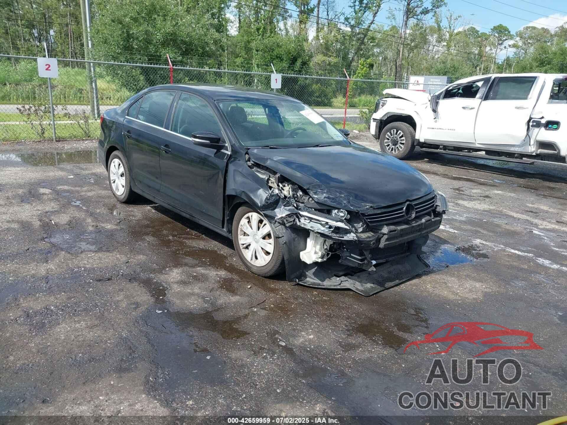 VOLKSWAGEN JETTA 2013 - 3VWDX7AJ4DM396477
