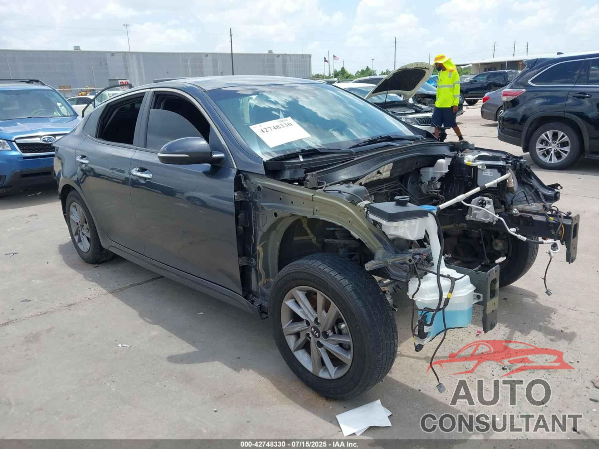 KIA OPTIMA 2020 - 5XXGT4L33LG389187