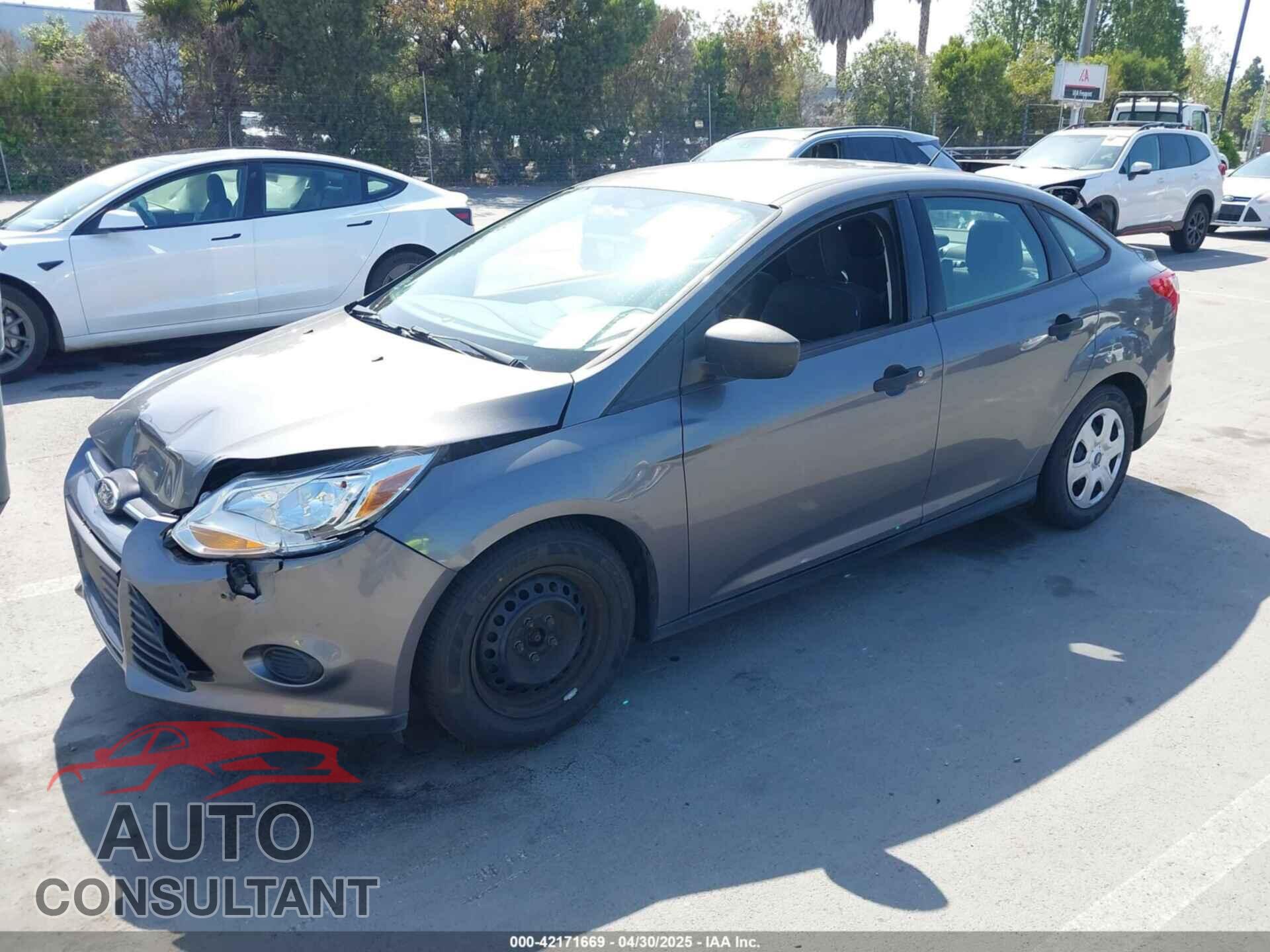 FORD FOCUS 2012 - 1FAHP3E24CL427376
