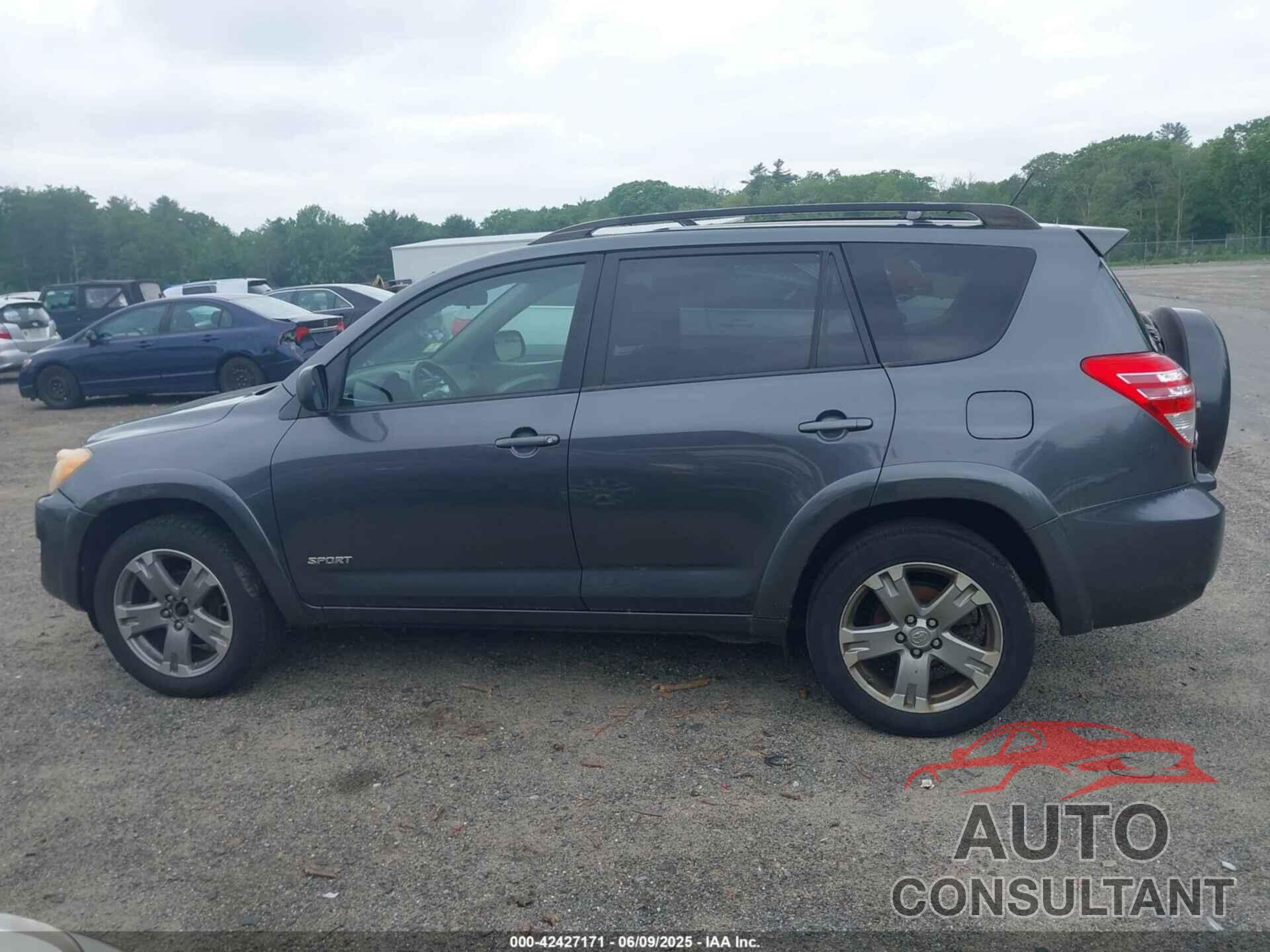TOYOTA RAV4 2009 - JTMBF32V695006936