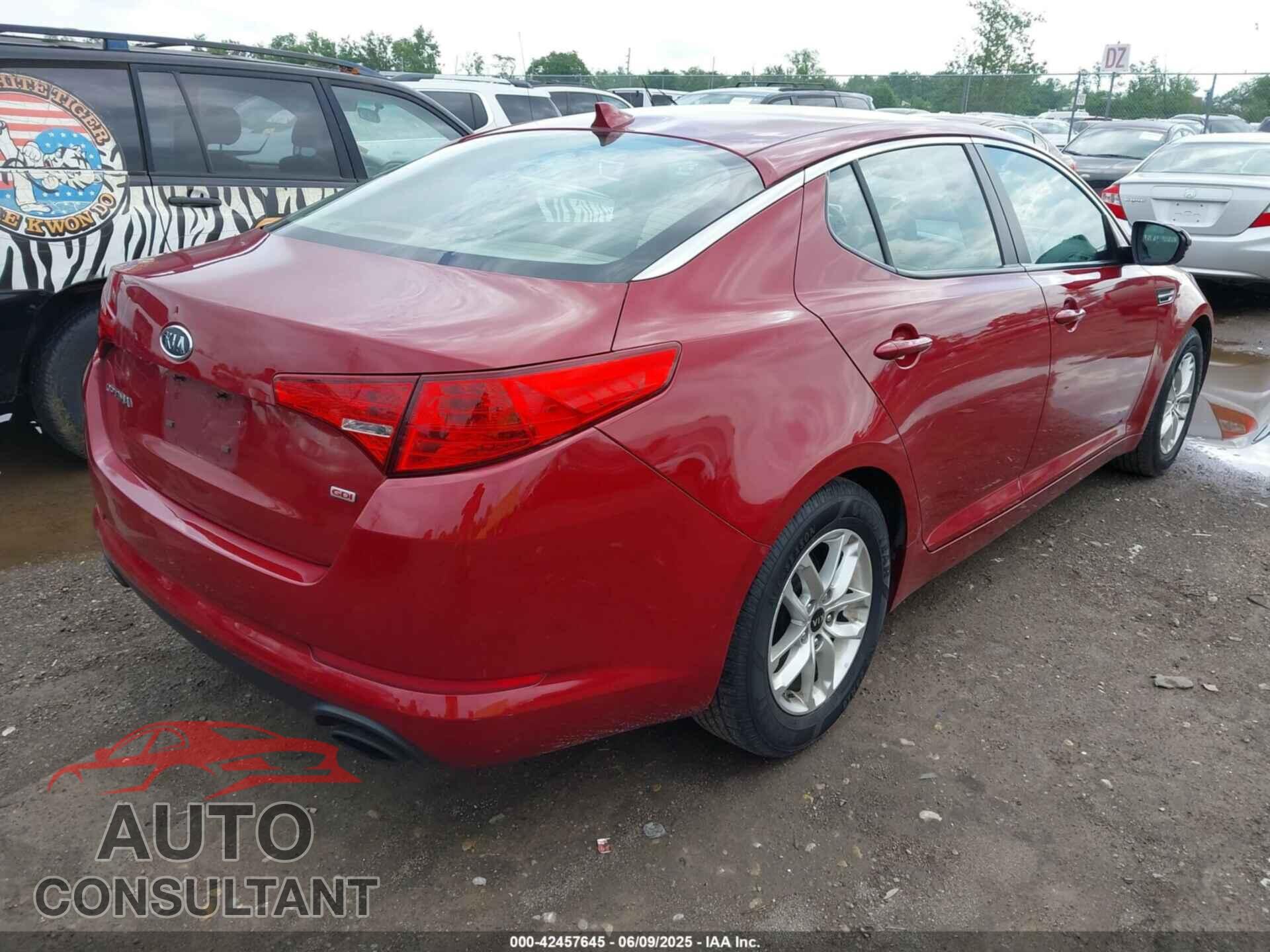 KIA OPTIMA 2011 - KNAGM4A71B5167380