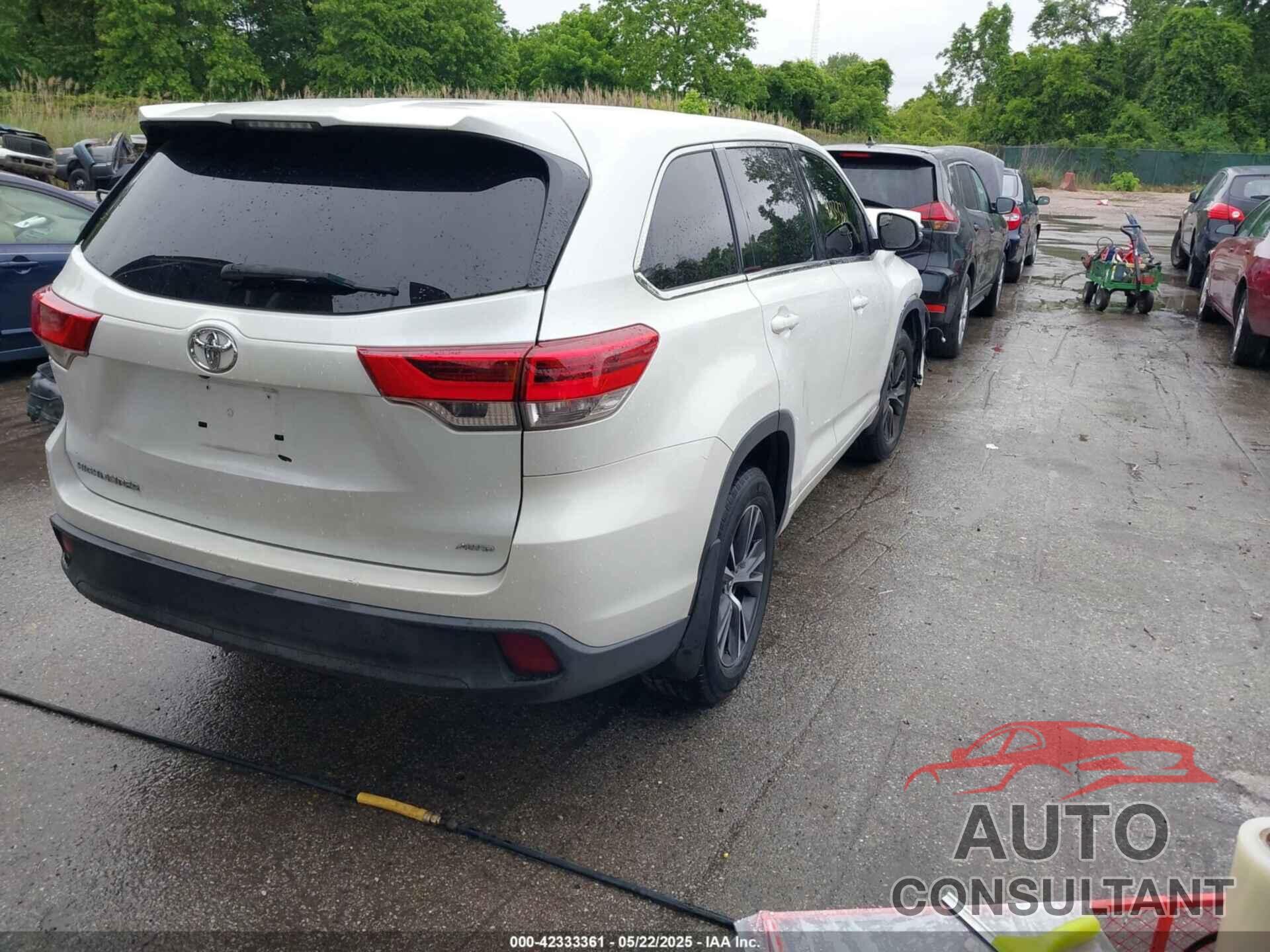TOYOTA HIGHLANDER 2018 - 5TDBZRFH4JS495995