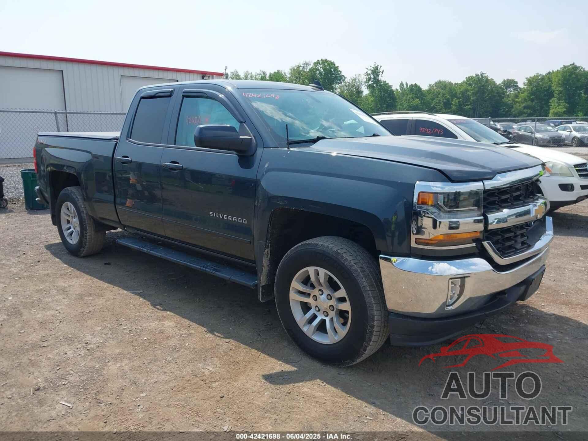 CHEVROLET SILVERADO 1500 2018 - 1GCVKREC4JZ239135