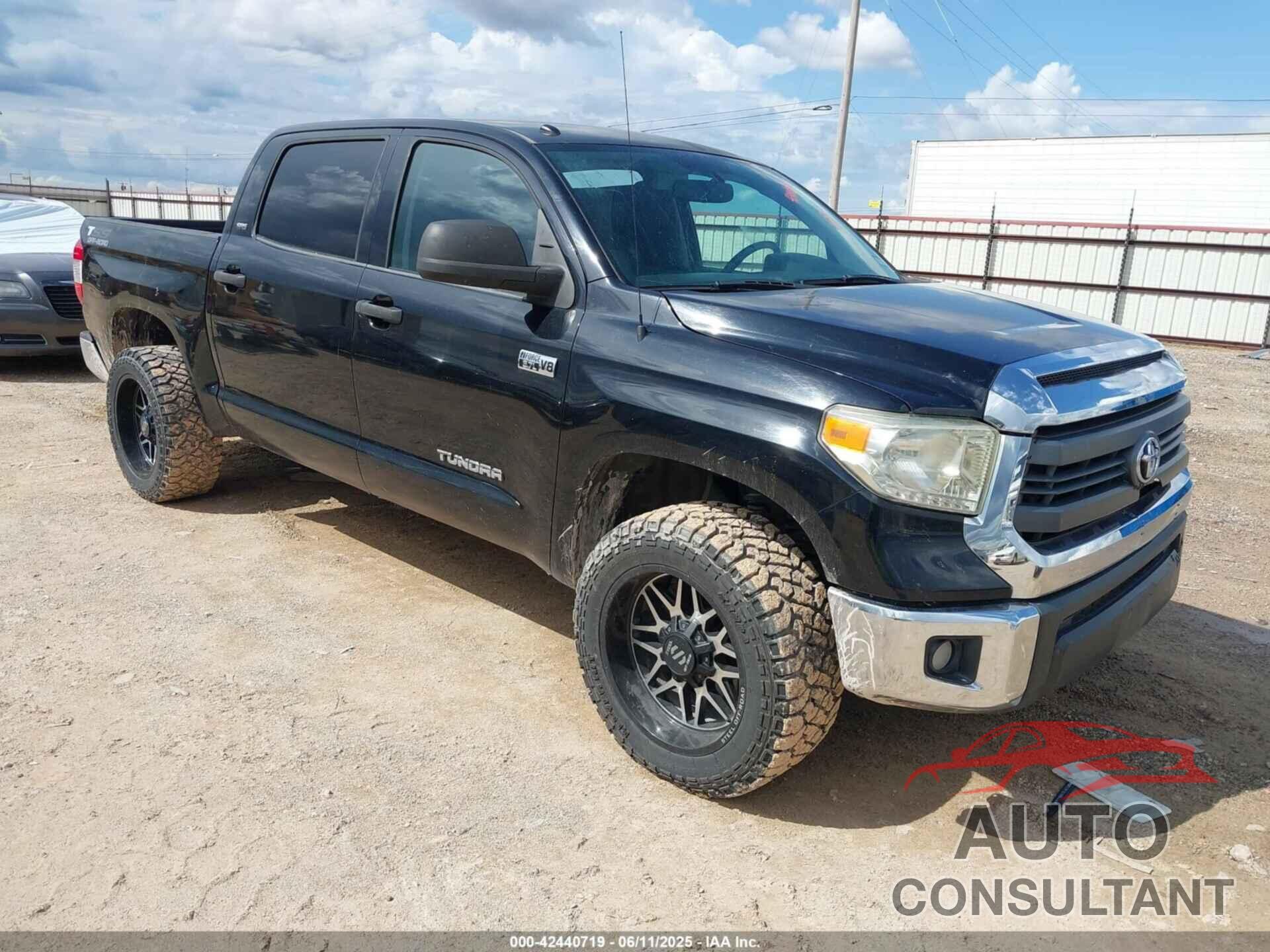 TOYOTA TUNDRA 2014 - 5TFDW5F12EX395780