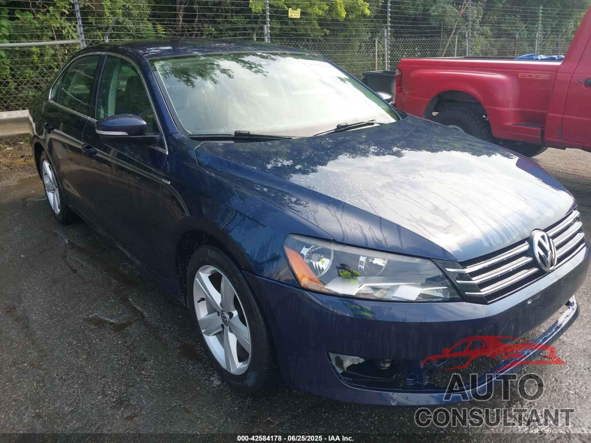 VOLKSWAGEN PASSAT 2014 - 1VWAT7A39EC030534