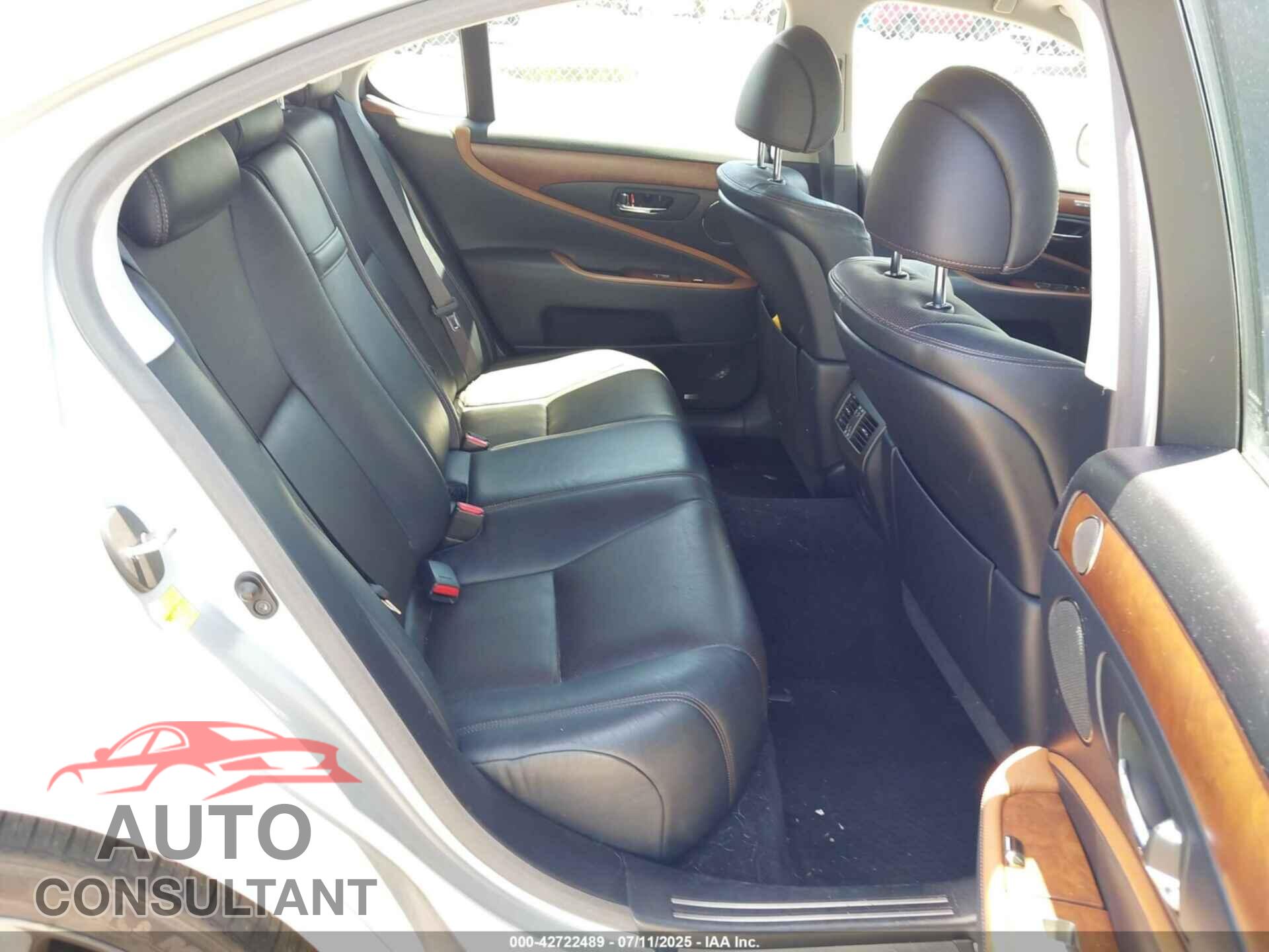 LEXUS LS 460 2011 - JTHBL5EF4B5105882