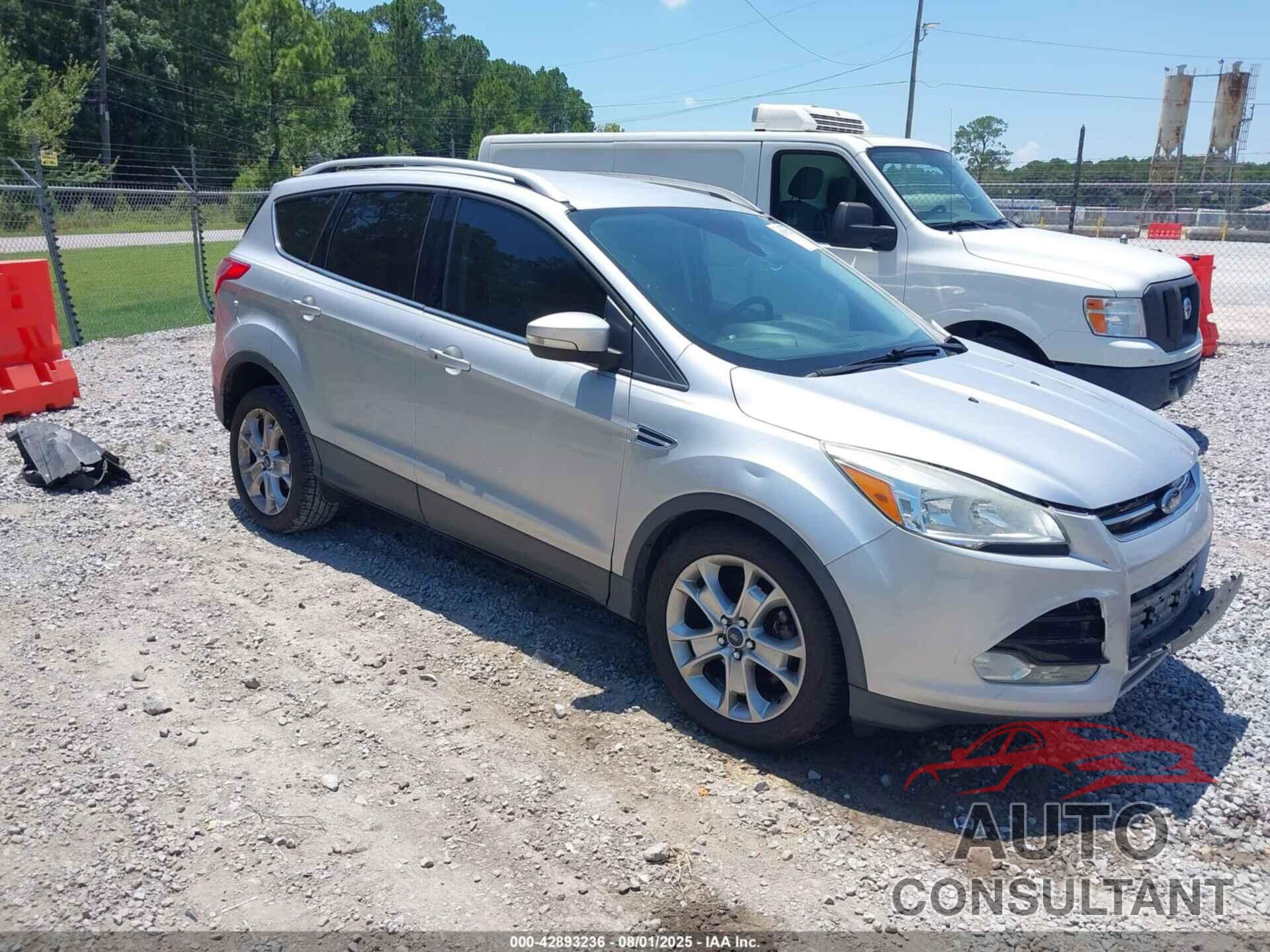 FORD ESCAPE 2015 - 1FMCU0JYOFUA67028