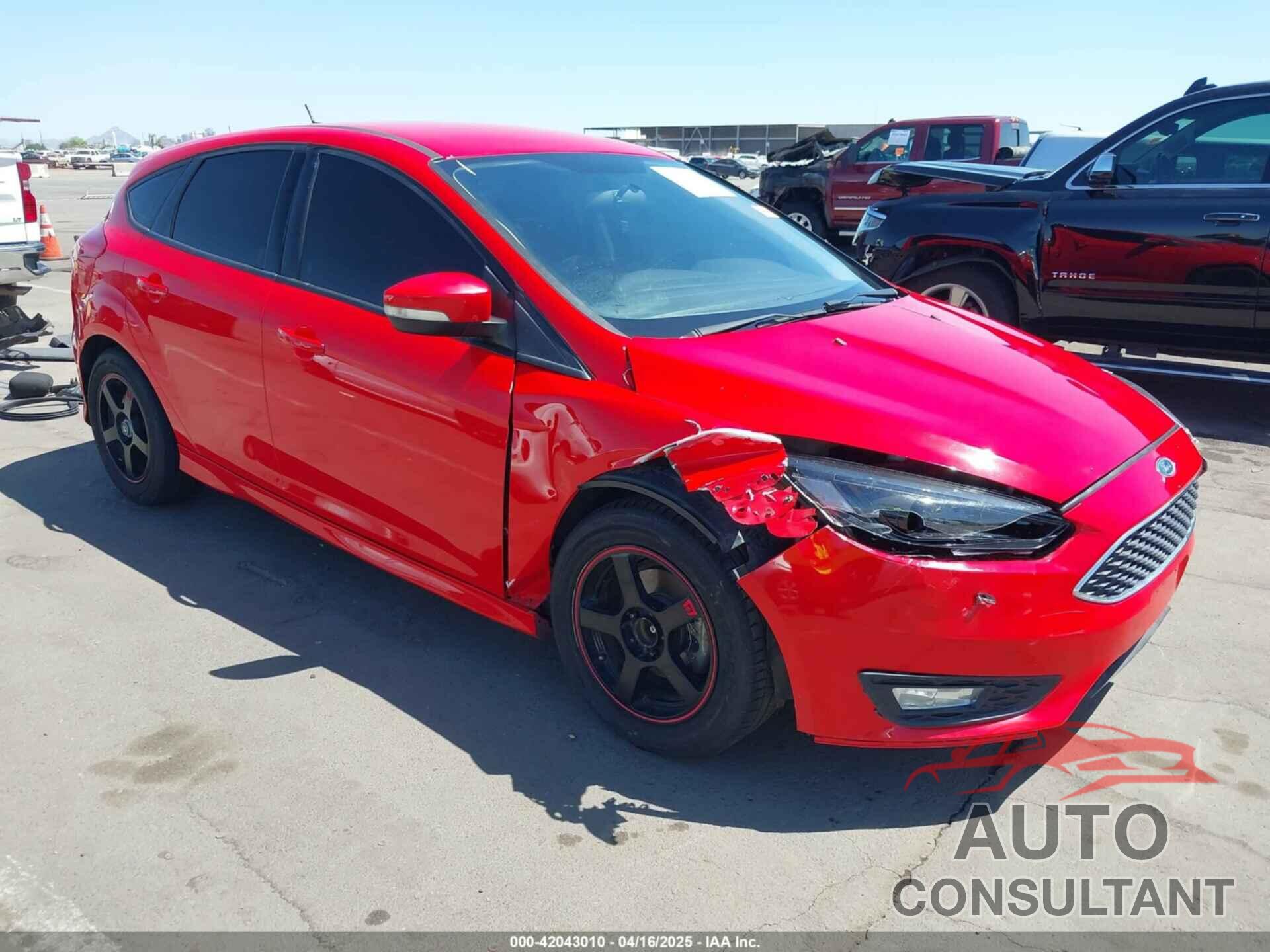 FORD FOCUS 2015 - 1FADP3K29FL315261