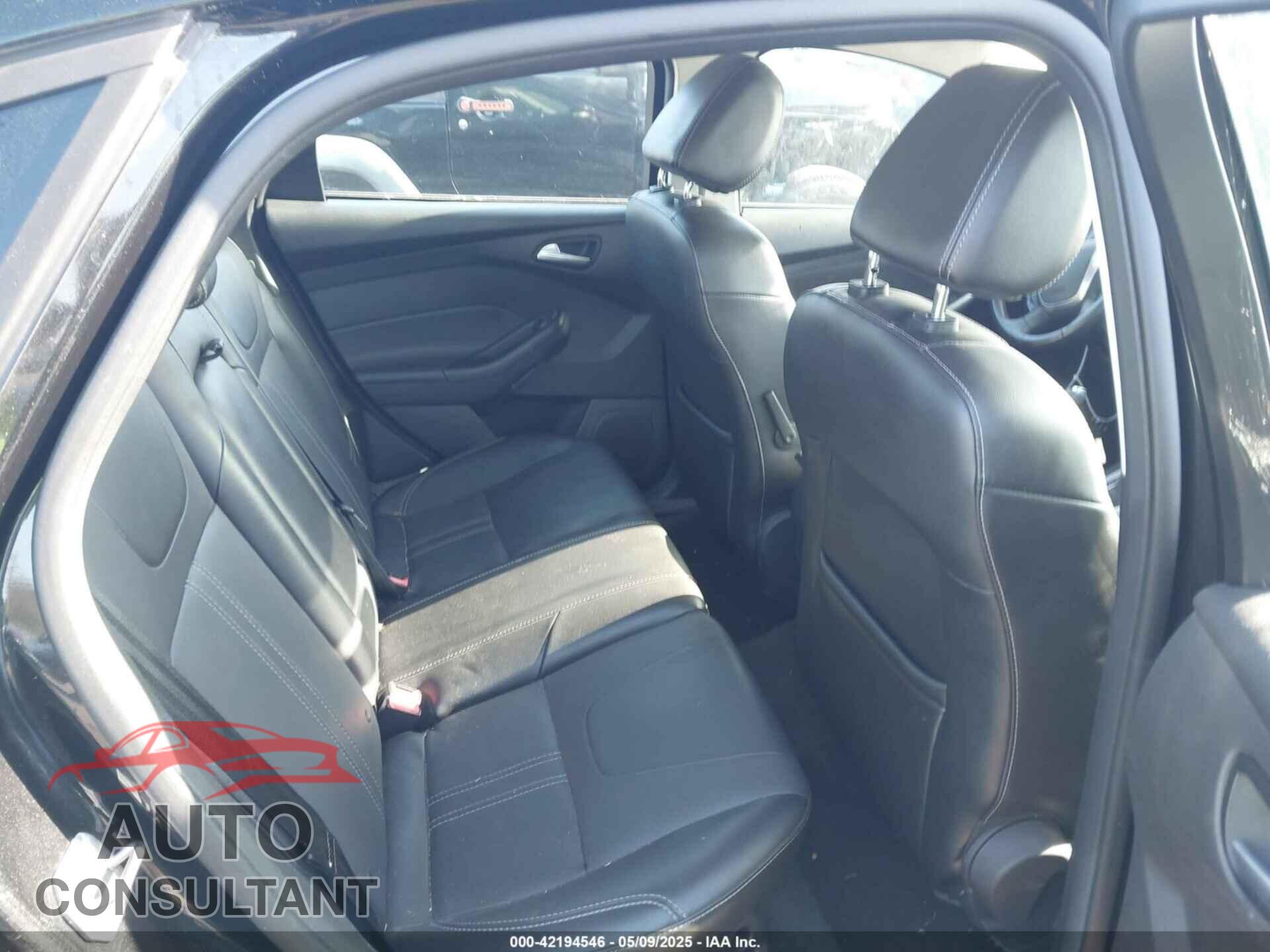 FORD FOCUS 2014 - 1FADP3F22EL198311