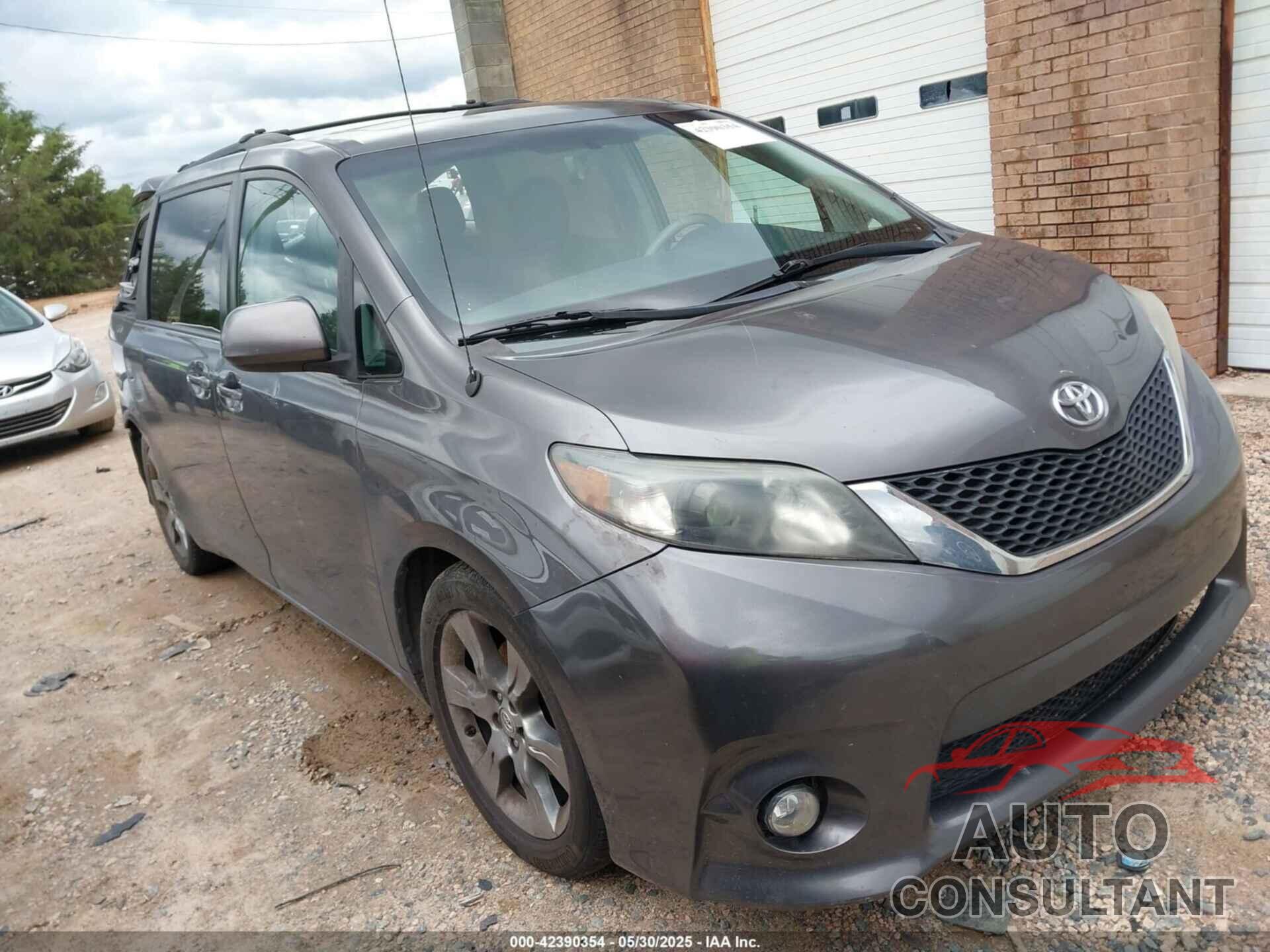 TOYOTA SIENNA 2012 - 5TDXK3DC2CS235211