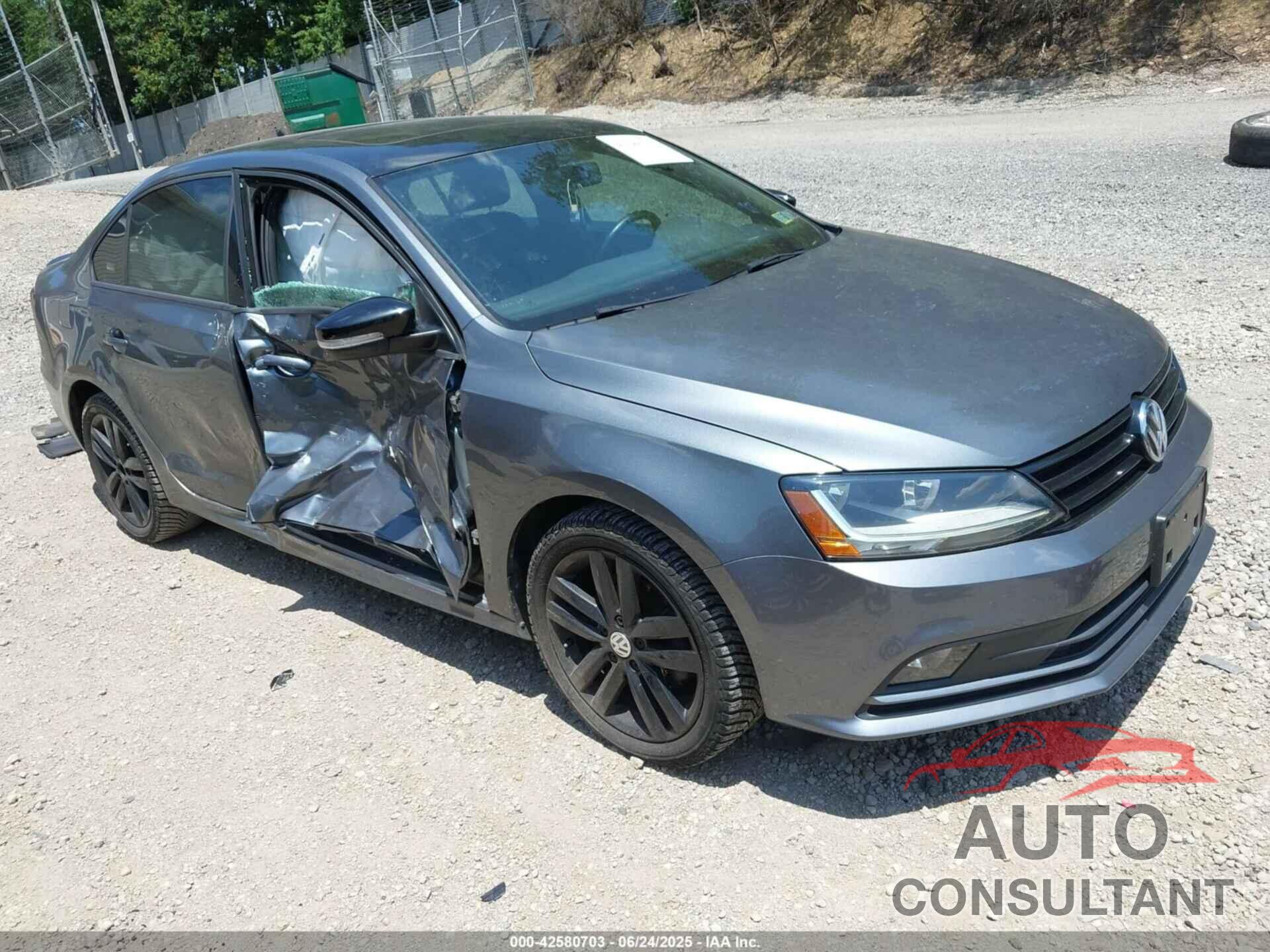 VOLKSWAGEN JETTA 2018 - 3VWD17AJ1JM245951