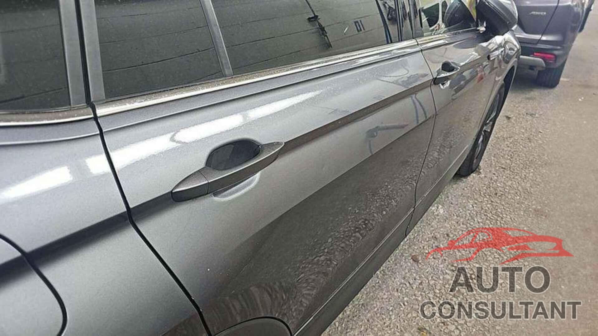 VOLKSWAGEN TIGUAN 2024 - 3VV3B7AXXRM083203