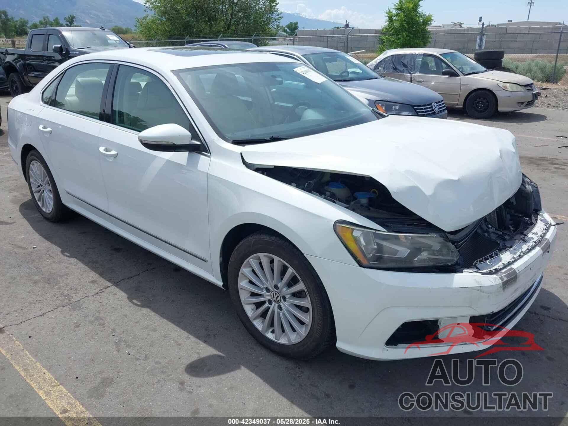 VOLKSWAGEN PASSAT 2017 - 1VWBT7A36HC068828