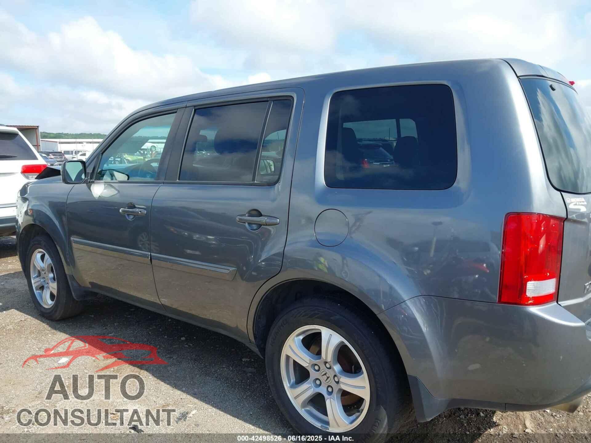 HONDA PILOT 2012 - 5FNYF4H49CB004392