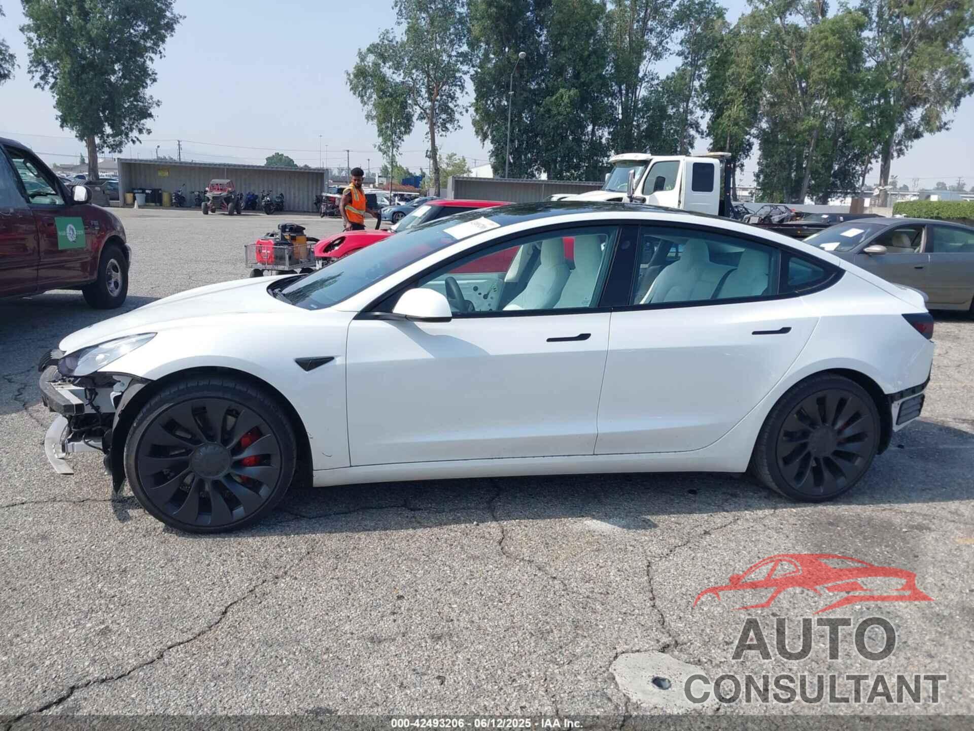 TESLA MODEL 3 2022 - 5YJ3E1EC9NF294837