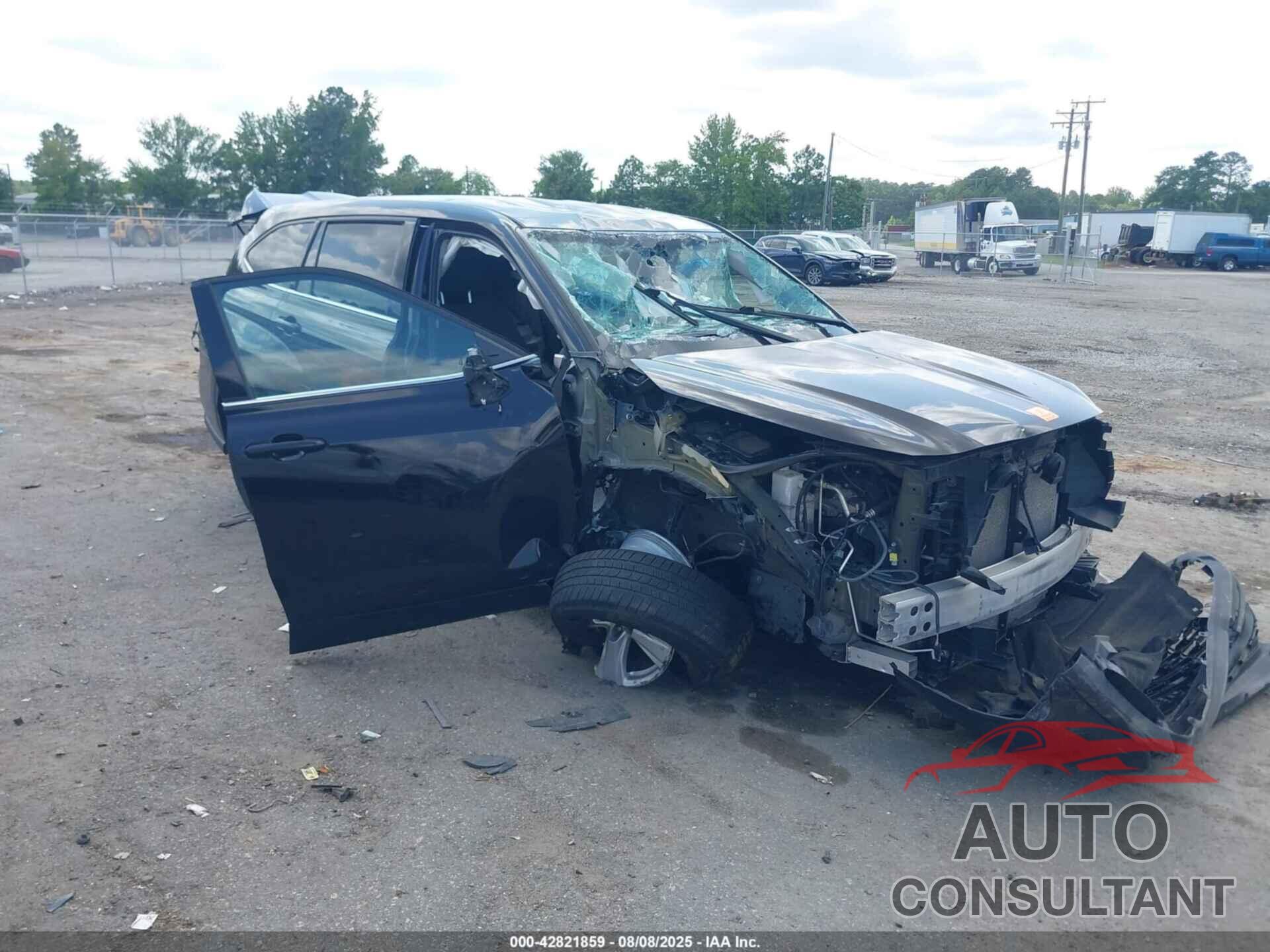 TOYOTA HIGHLANDER 2022 - 5TDCZRAH3NS116065