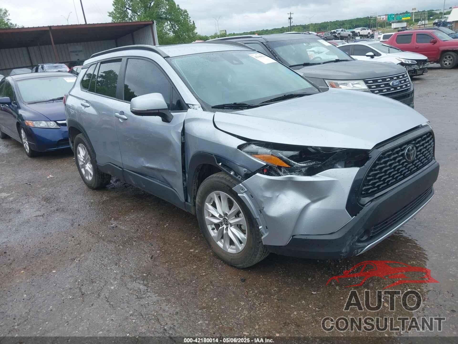 TOYOTA COROLLA CROSS 2022 - 7MUCAAAG8NV032815