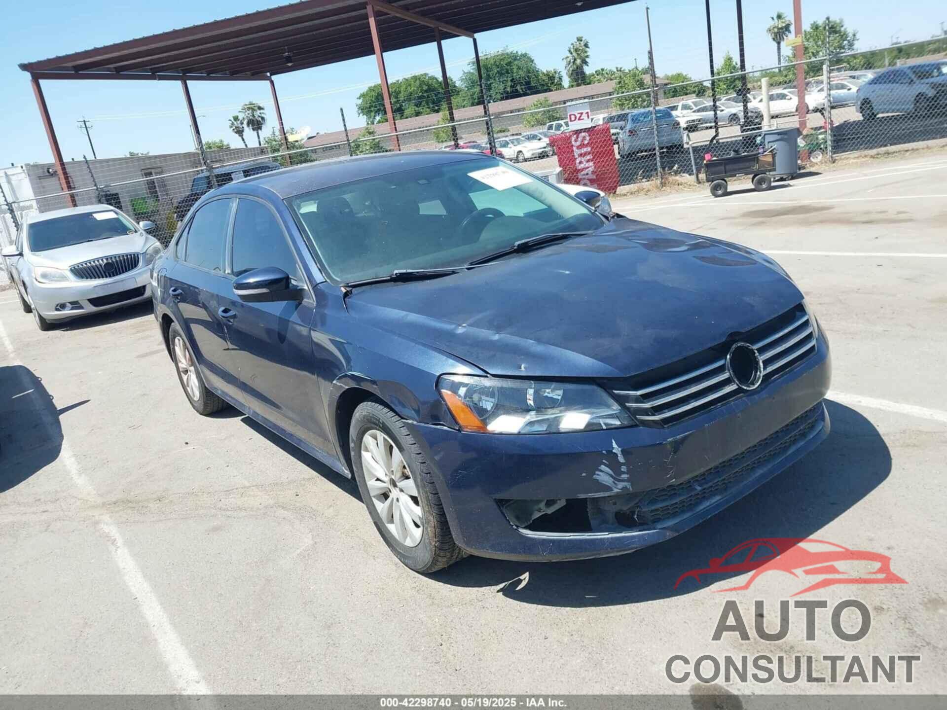 VOLKSWAGEN PASSAT 2013 - 1VWAP7A35DC026578