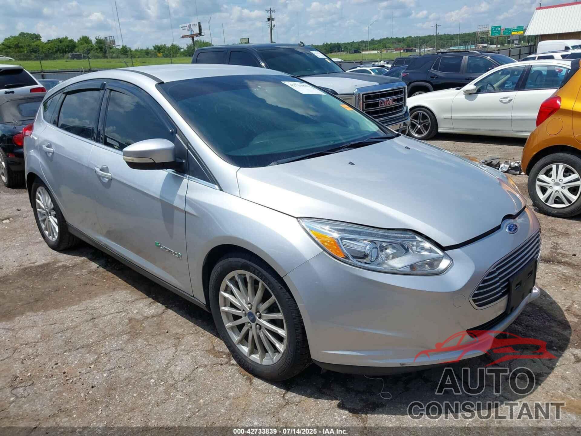 FORD FOCUS ELECTRIC 2013 - 1FADP3R48DL252030