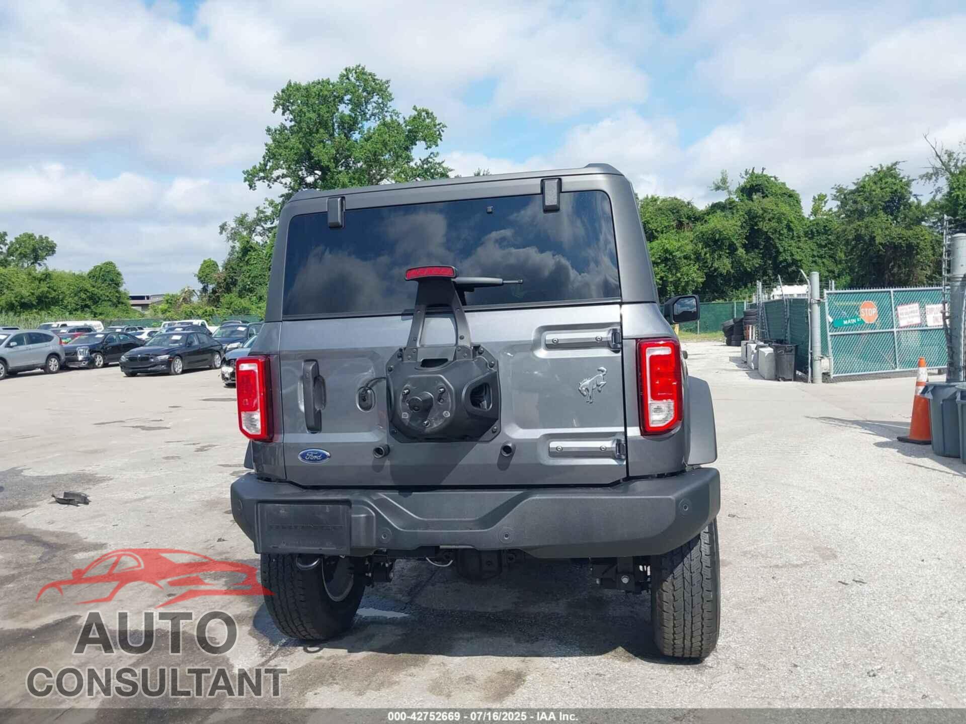 FORD BRONCO 2024 - 1FMDE7BH7RLB03633